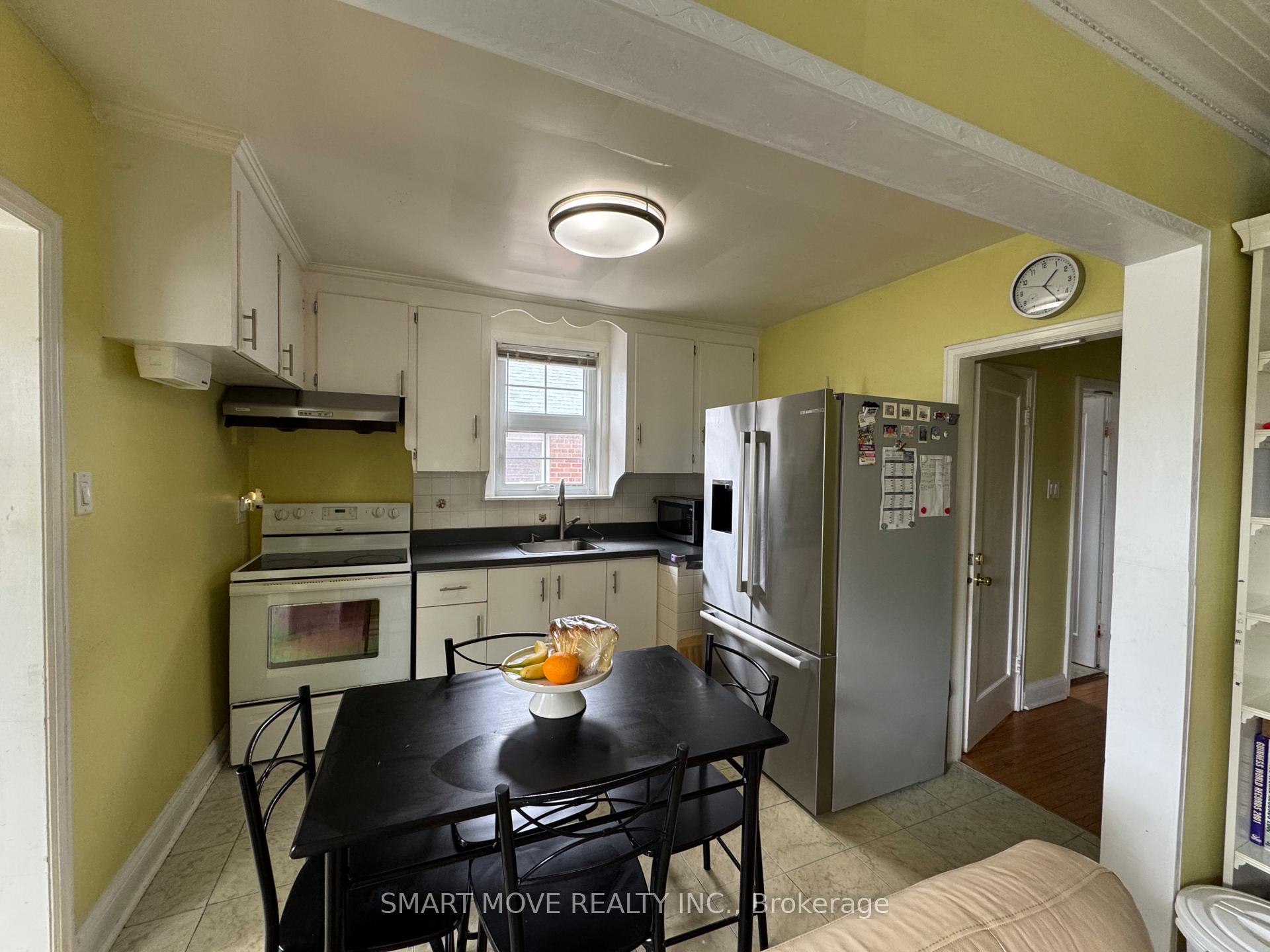 Photo 9 of 66 Beechborough Avenue, North York, Beechborough-Greenbrook — HOMEH