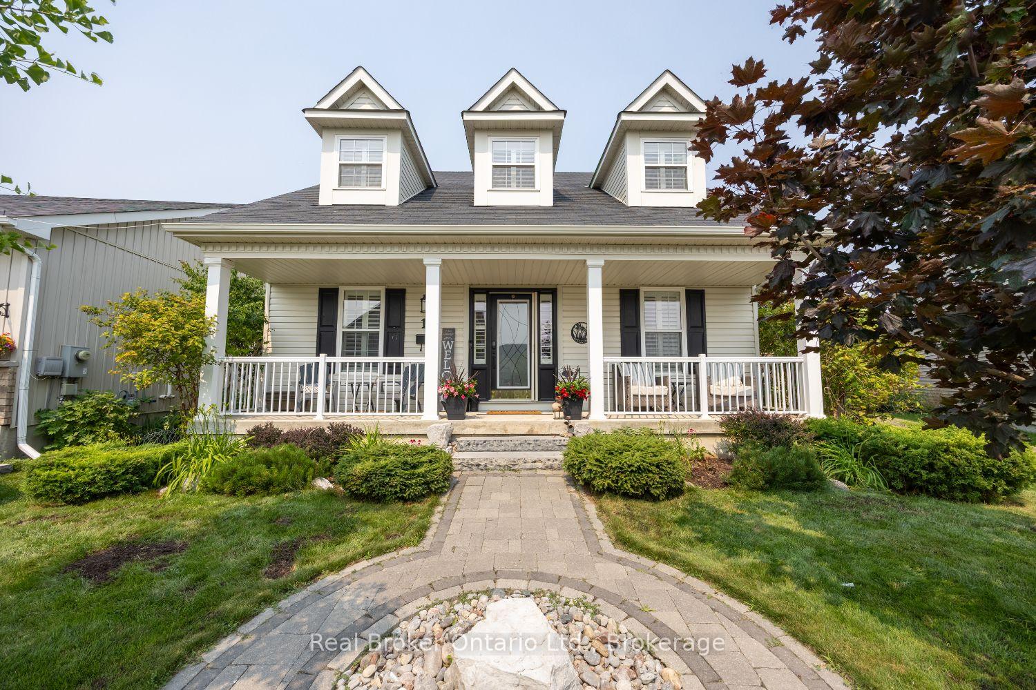 Photo 2 of 11 Greenaway Circle, Port Hope — HOMEH
