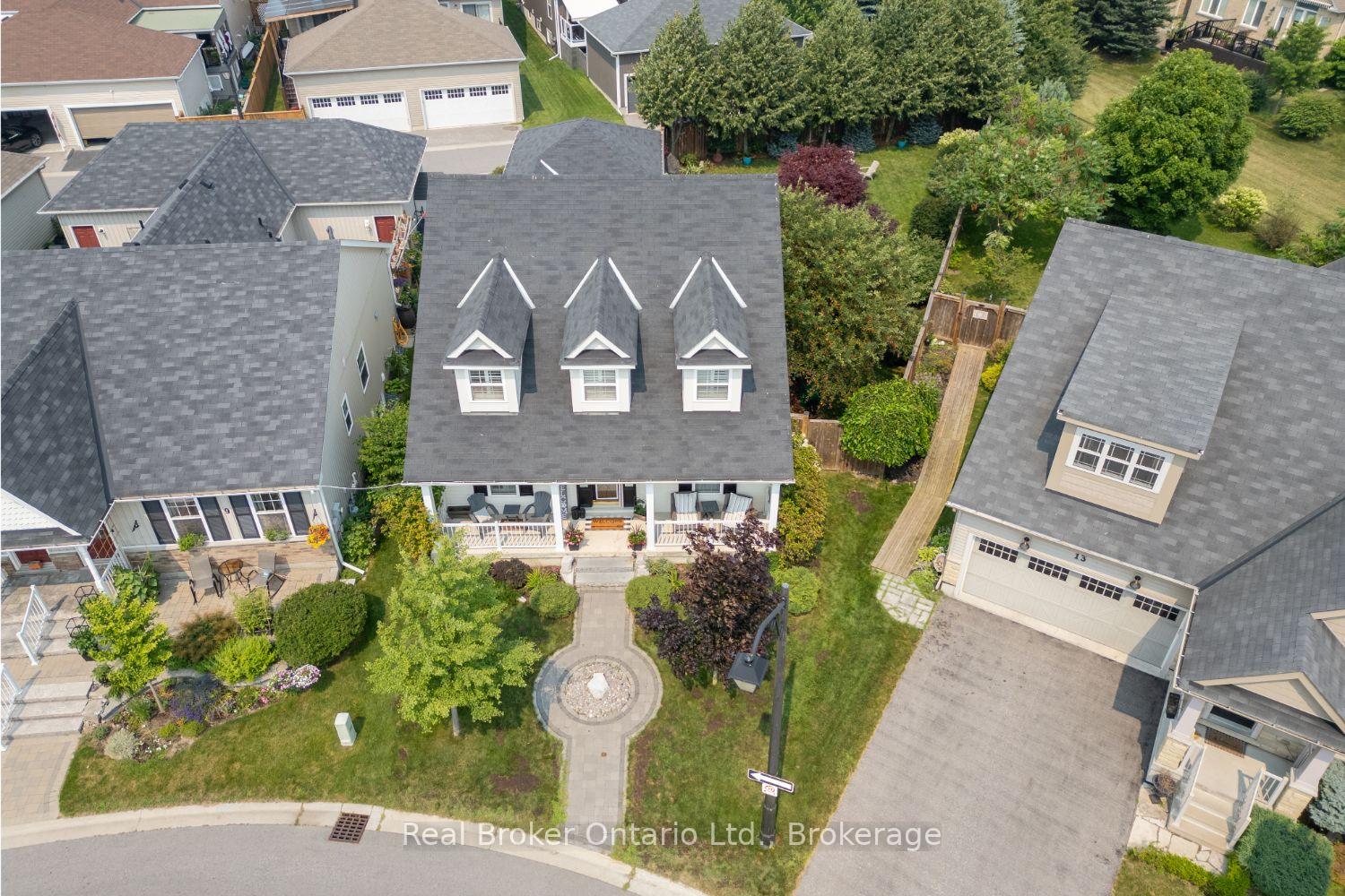 Photo 3 of 11 Greenaway Circle, Port Hope — HOMEH