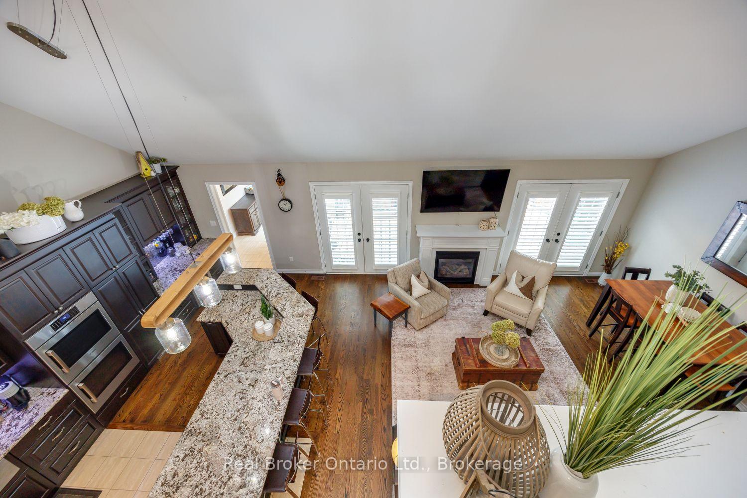 Photo 14 of 11 Greenaway Circle, Port Hope — HOMEH