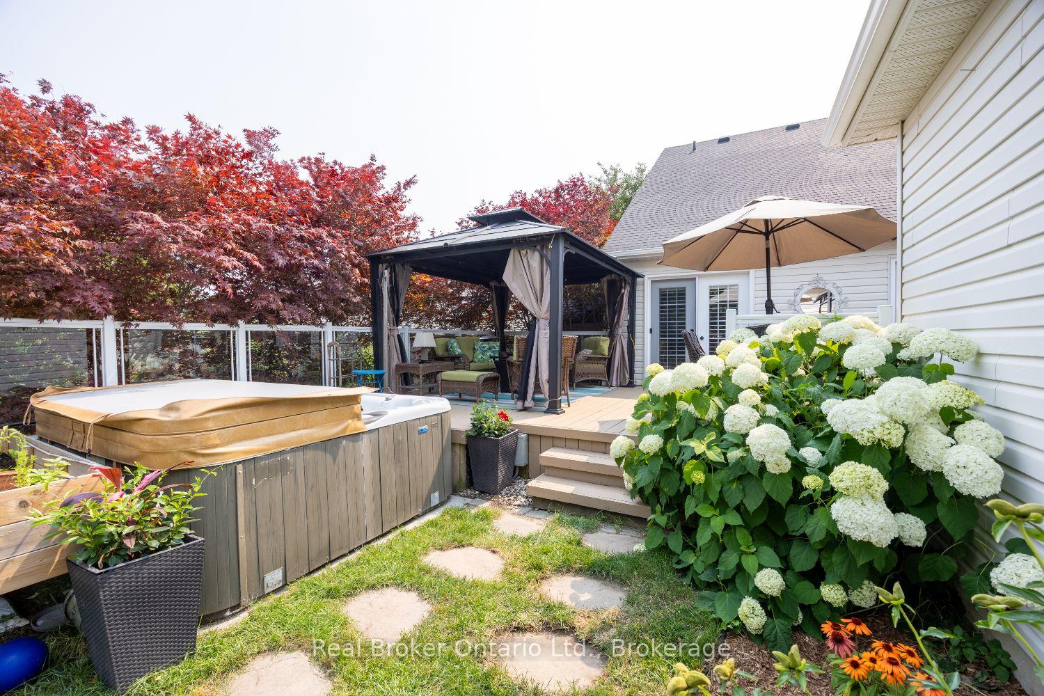 Photo 37 of 11 Greenaway Circle, Port Hope — HOMEH