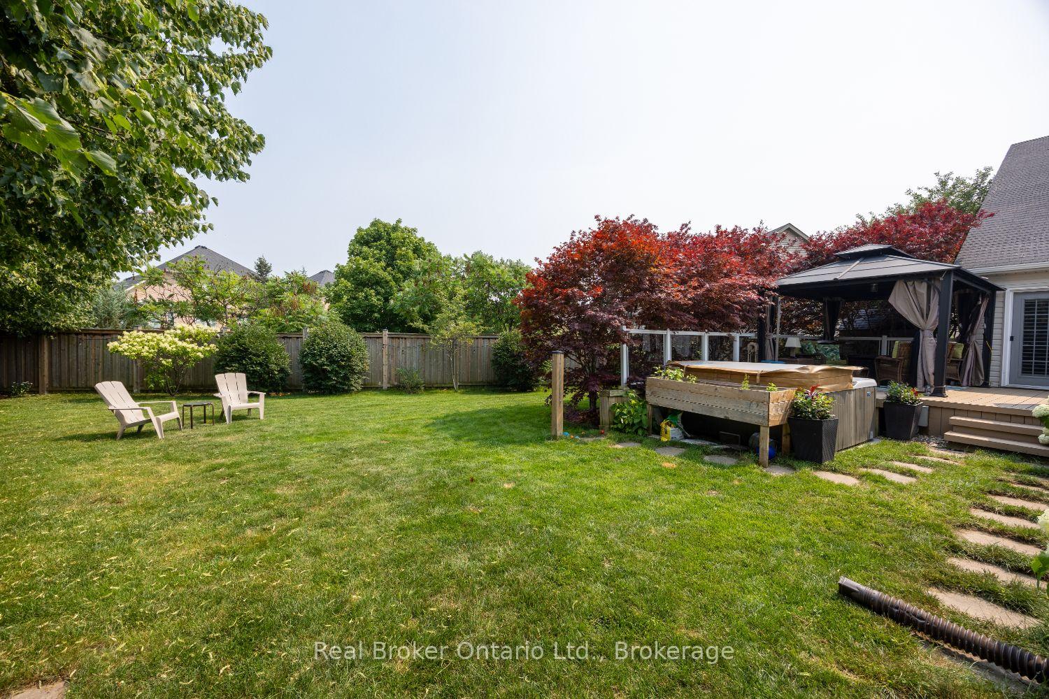 Photo 40 of 11 Greenaway Circle, Port Hope — HOMEH