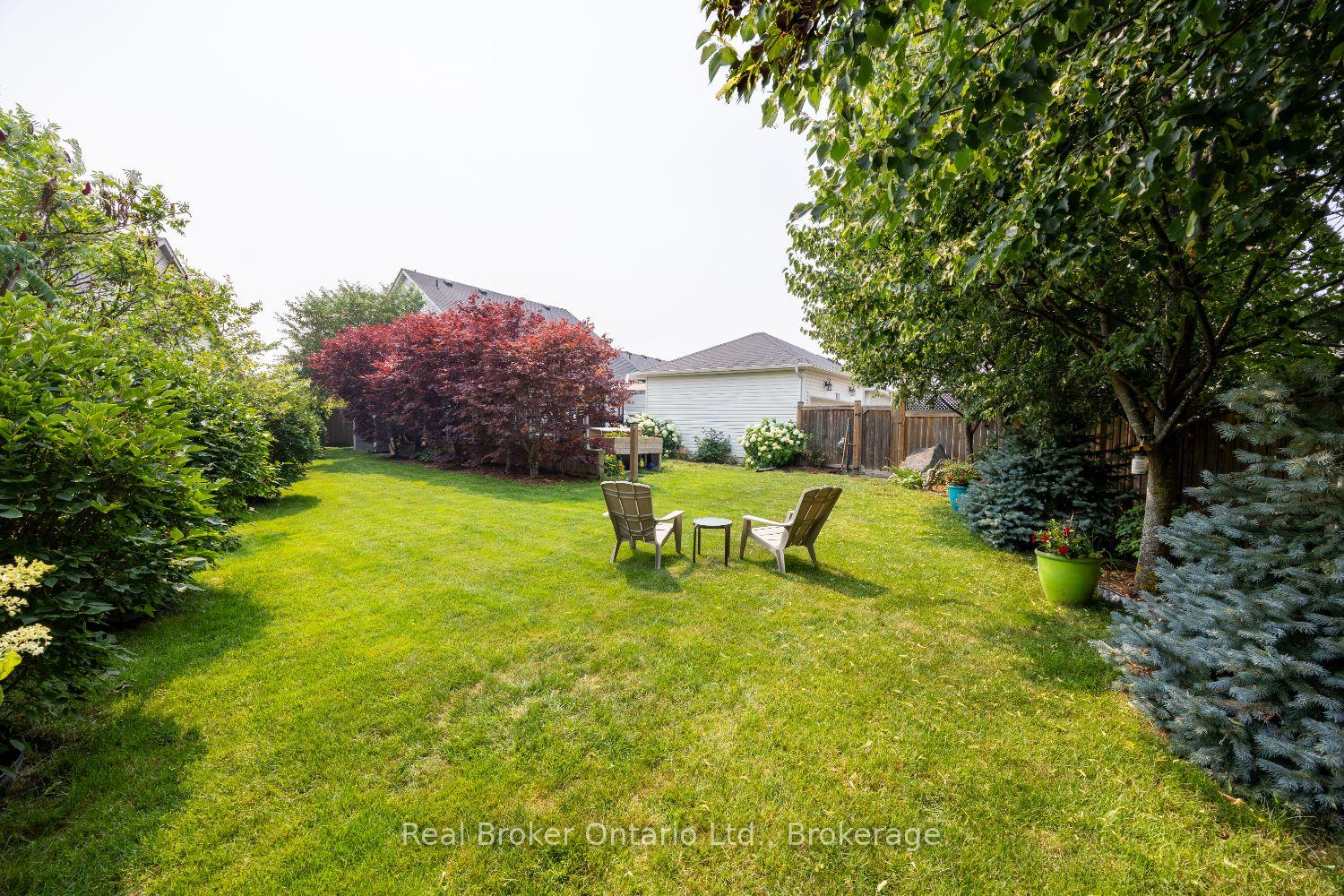 Photo 41 of 11 Greenaway Circle, Port Hope — HOMEH
