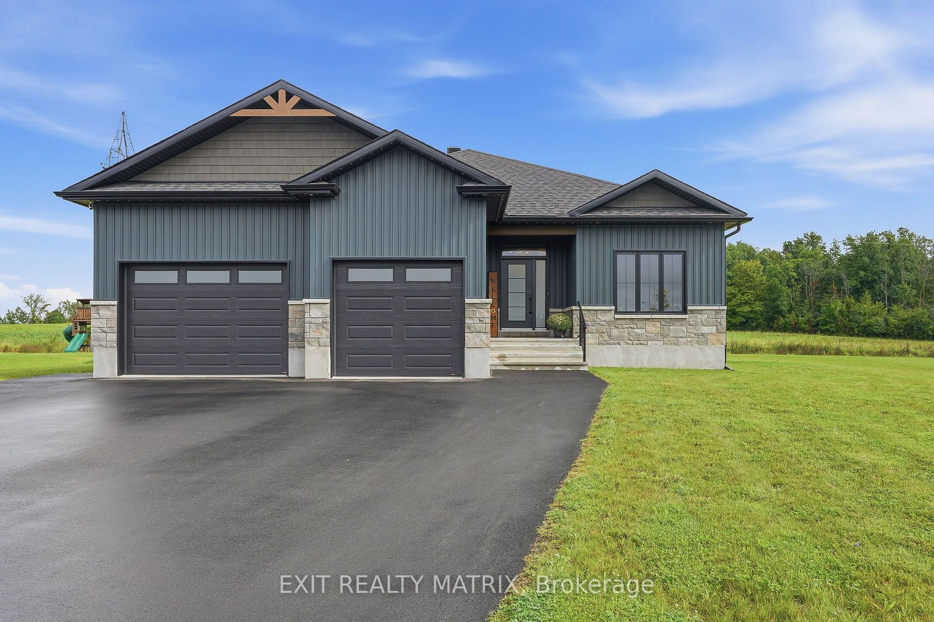 Photo of 256 Trudeau Crescent