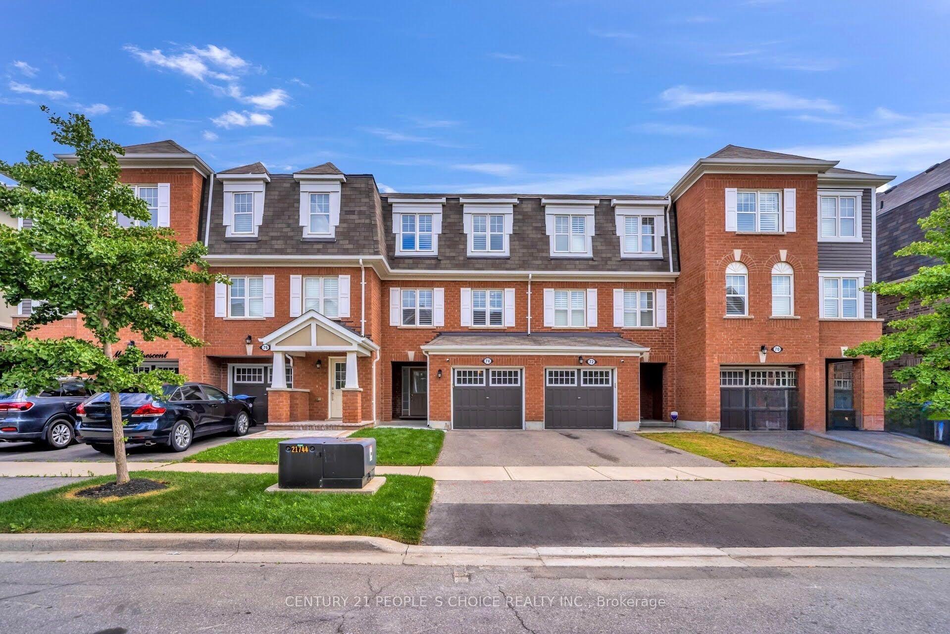 Photo 2 of 74 Metro Crescent, Brampton, Northwest Brampton — HOMEH