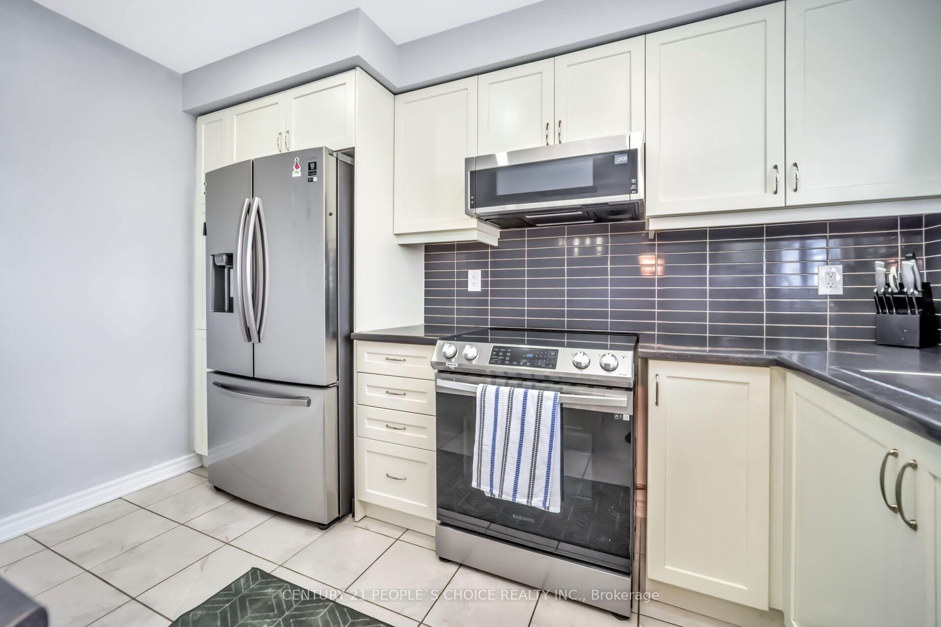 Photo 16 of 74 Metro Crescent, Brampton, Northwest Brampton — HOMEH