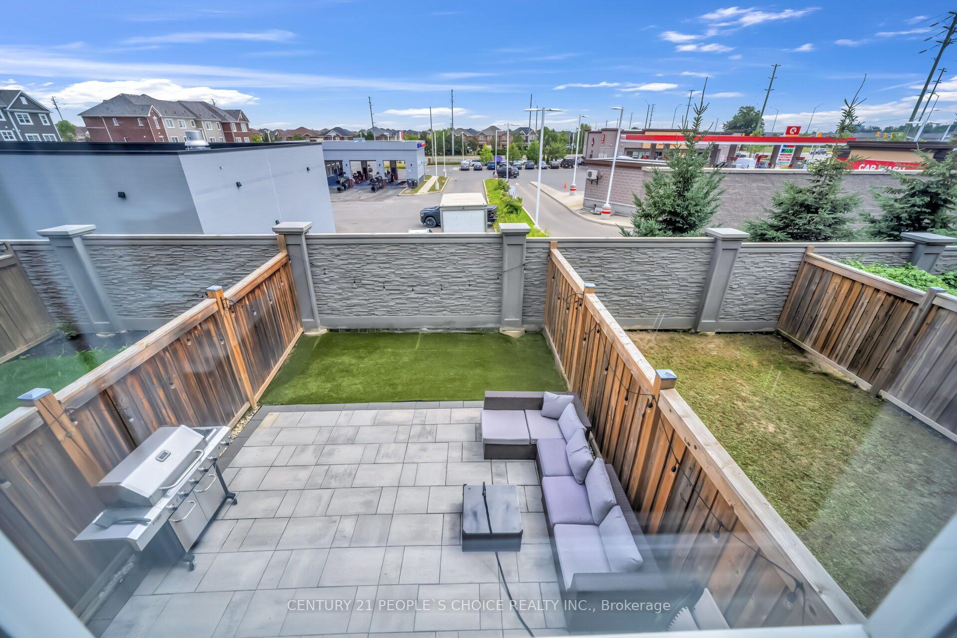 Photo 18 of 74 Metro Crescent, Brampton, Northwest Brampton — HOMEH