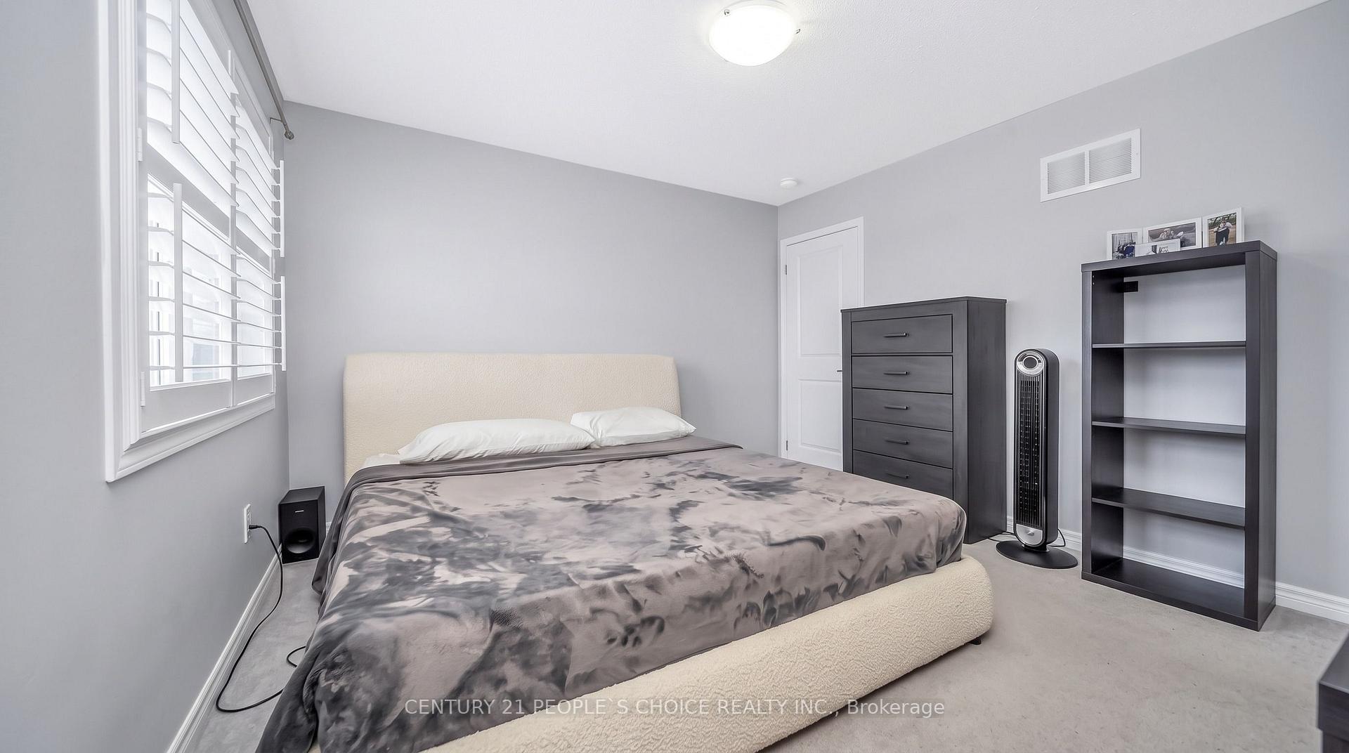Photo 30 of 74 Metro Crescent, Brampton, Northwest Brampton — HOMEH