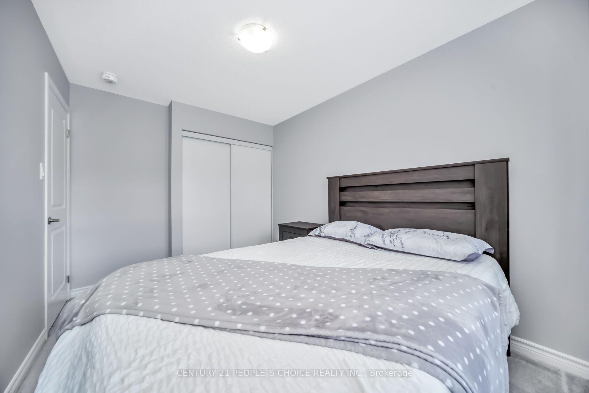 Photo 34 of 74 Metro Crescent, Brampton, Northwest Brampton — HOMEH