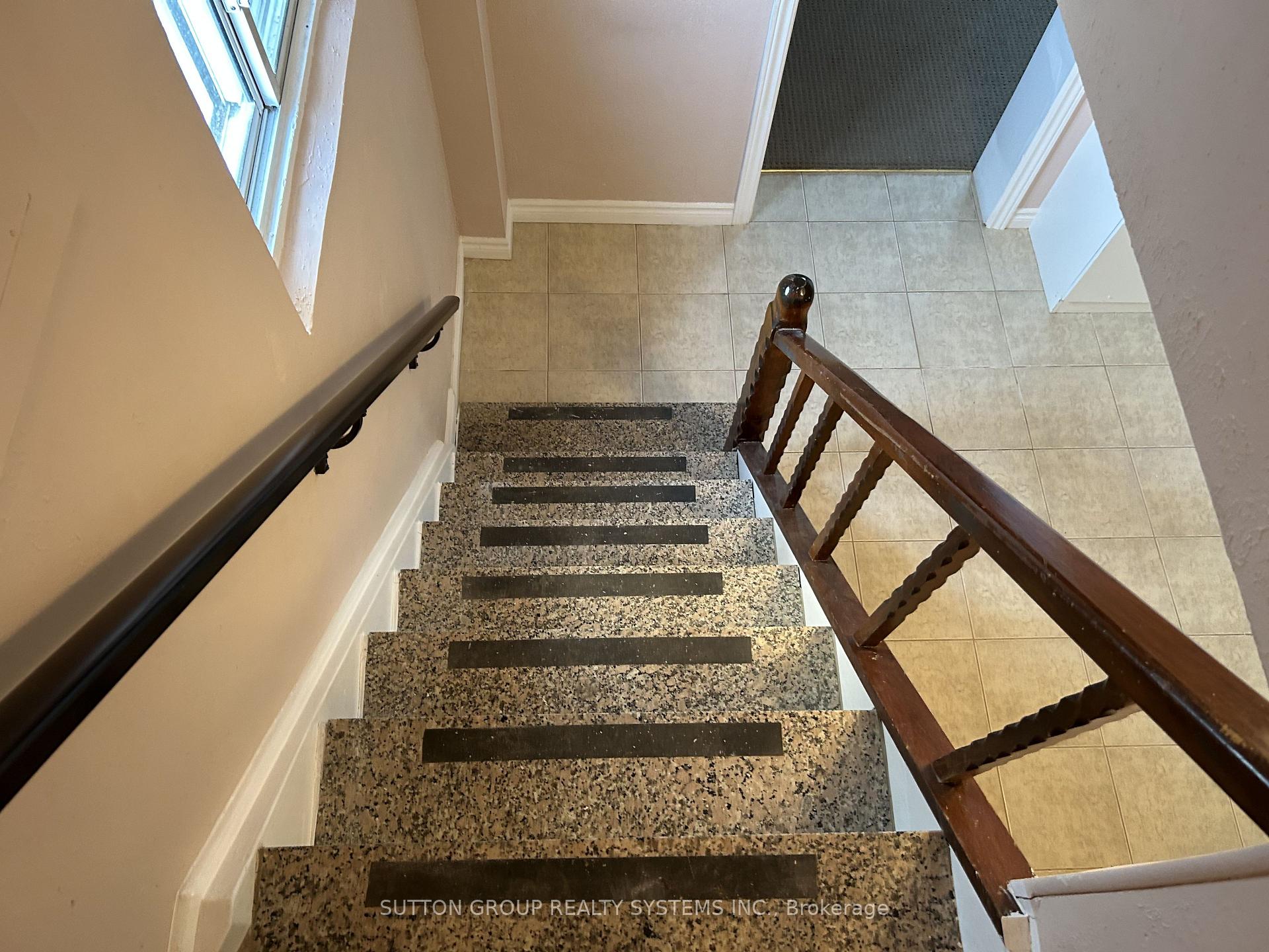 Photo 27 of 20 Taysham Crescent, Etobicoke, Thistletown-Beaumonde Heights — HOMEH