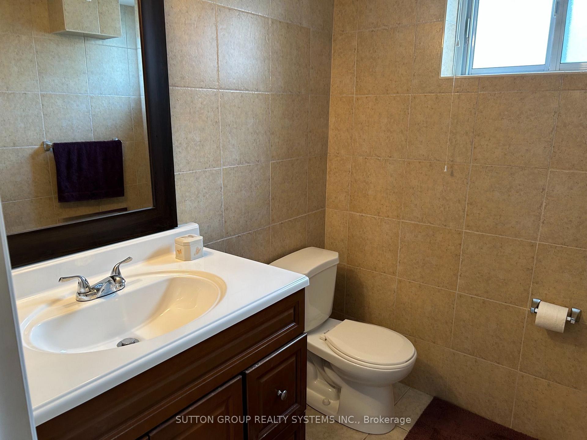 Photo 31 of 20 Taysham Crescent, Etobicoke, Thistletown-Beaumonde Heights — HOMEH