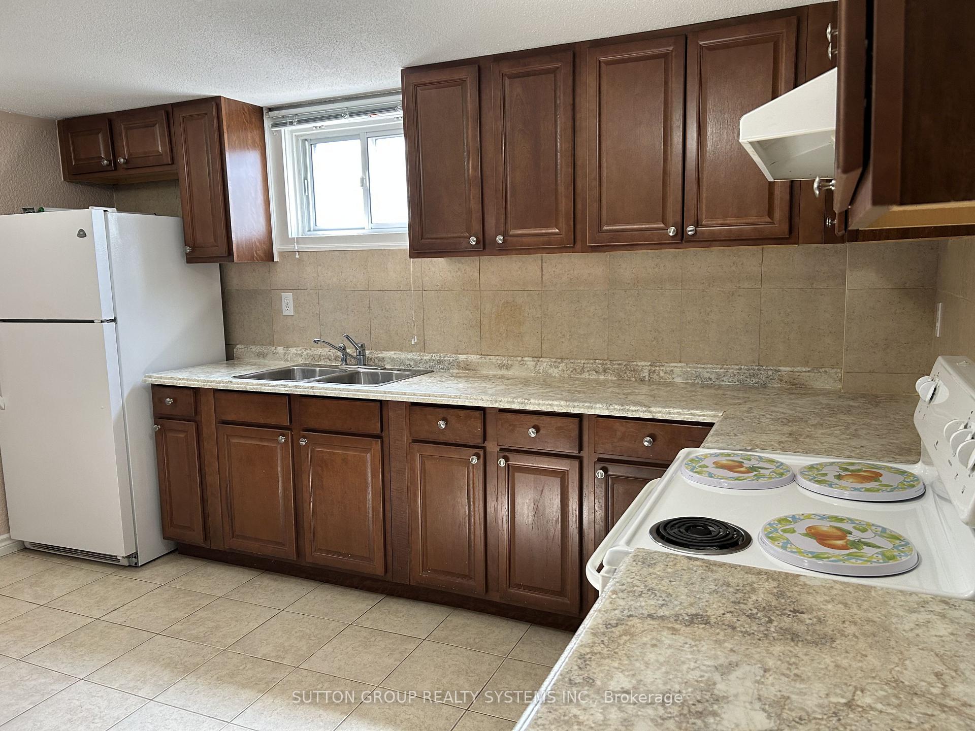 Photo 38 of 20 Taysham Crescent, Etobicoke, Thistletown-Beaumonde Heights — HOMEH