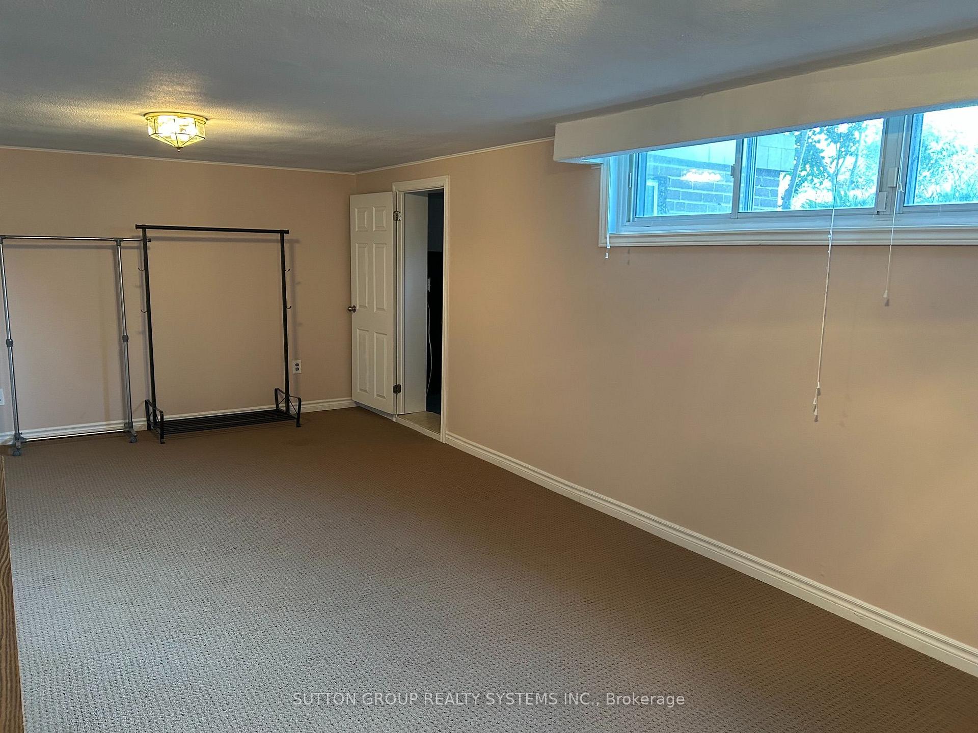 Photo 40 of 20 Taysham Crescent, Etobicoke, Thistletown-Beaumonde Heights — HOMEH