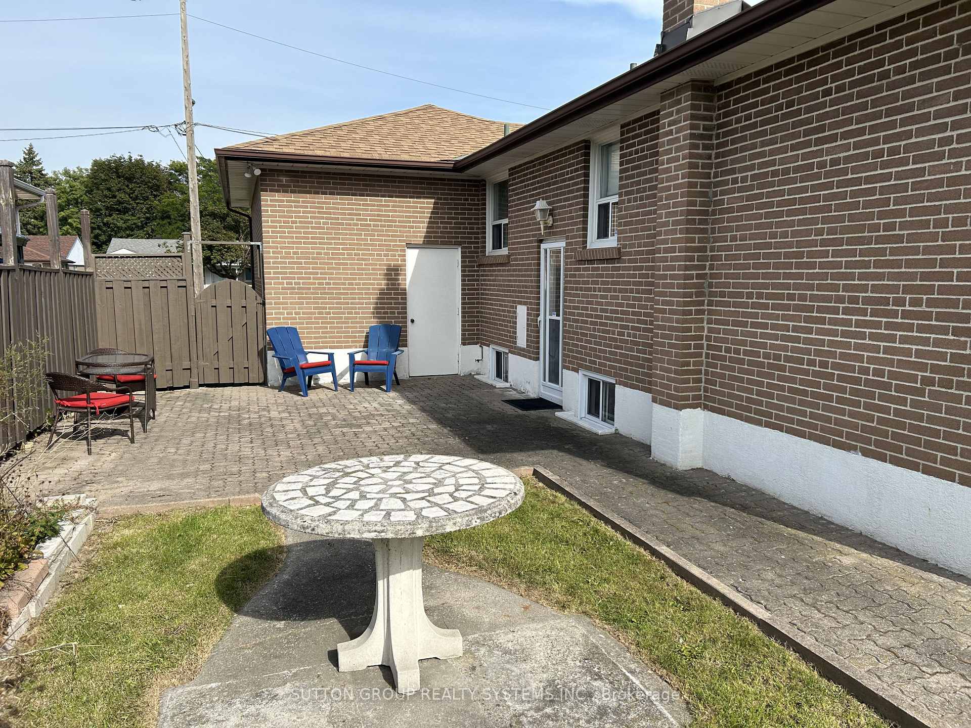 Photo 53 of 20 Taysham Crescent, Etobicoke, Thistletown-Beaumonde Heights — HOMEH