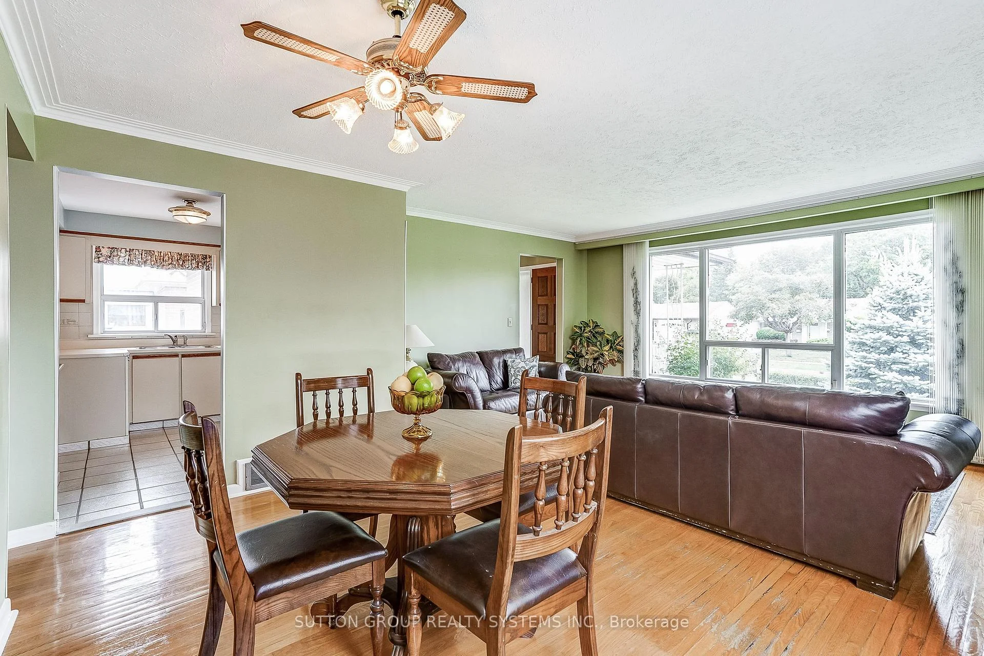 Photo 25 of 20 Taysham Crescent, Etobicoke, Thistletown-Beaumonde Heights — HOMEH