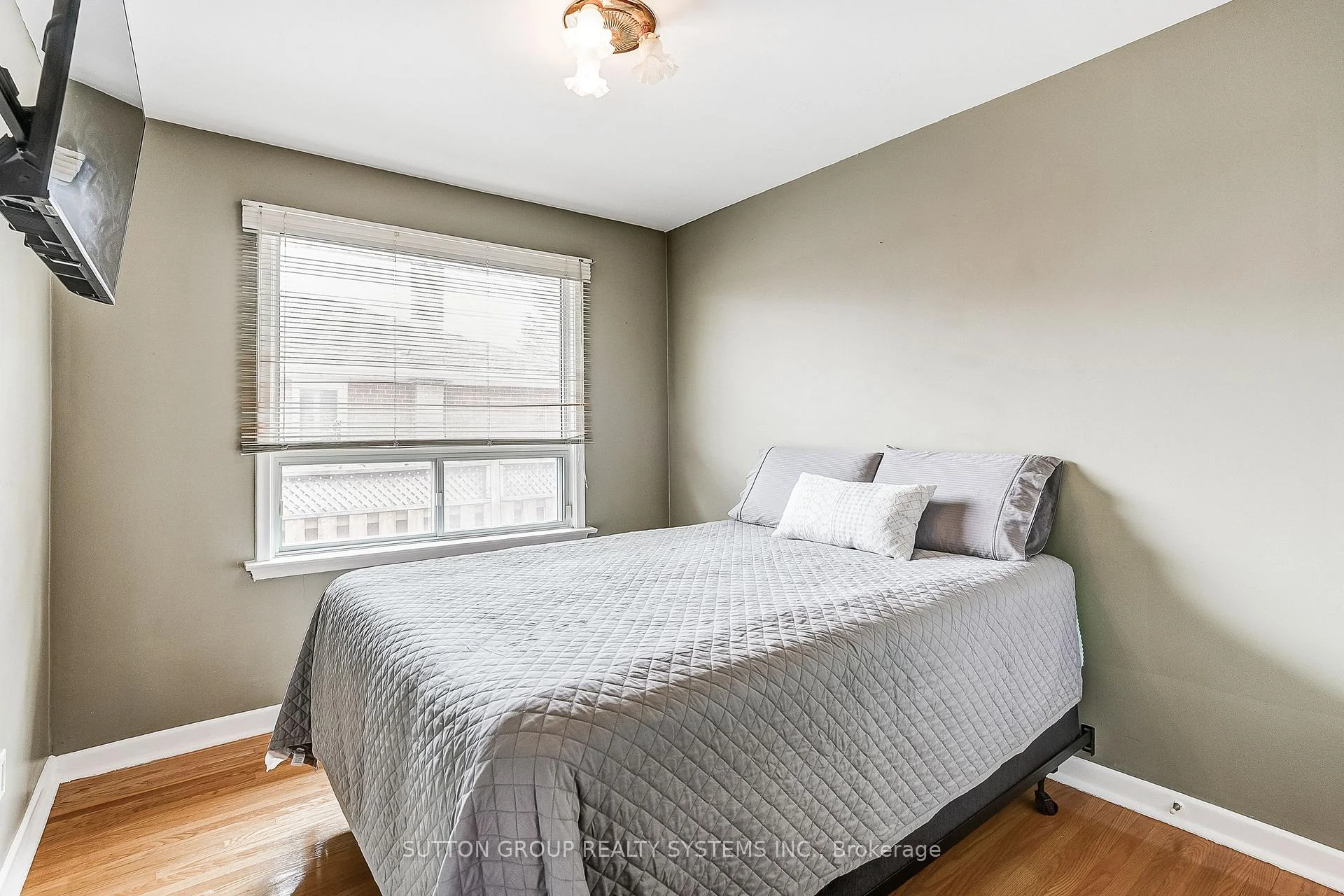 Photo 30 of 20 Taysham Crescent, Etobicoke, Thistletown-Beaumonde Heights — HOMEH