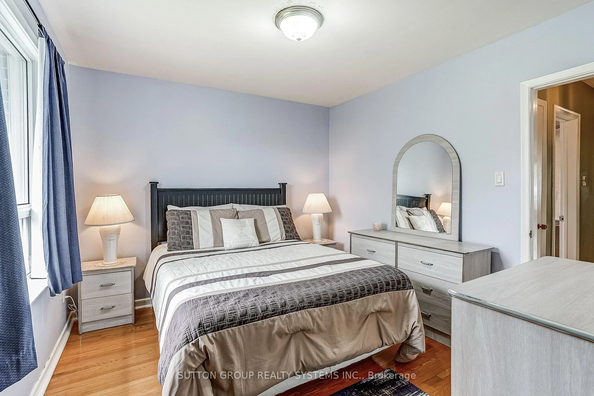 Photo 35 of 20 Taysham Crescent, Etobicoke, Thistletown-Beaumonde Heights — HOMEH