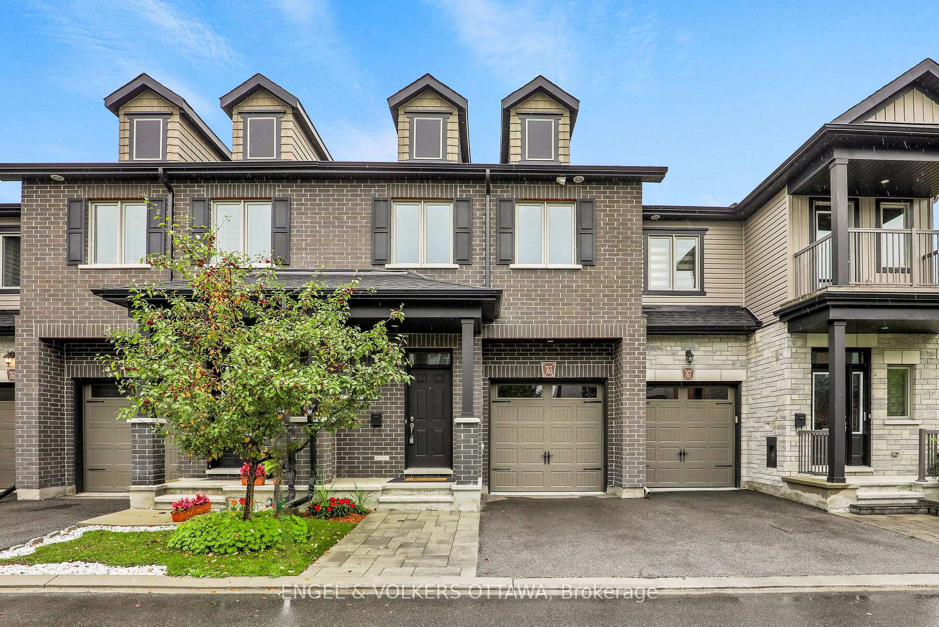 Photo 1 of 765 Dearborn Private, Ottawa, Blossom Park/Kemp Park/Findlay Creek — HOMEH