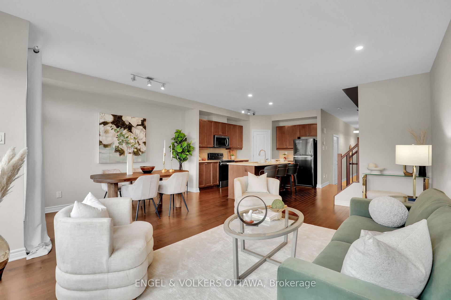 Photo 5 of 765 Dearborn Private, Ottawa, Blossom Park/Kemp Park/Findlay Creek — HOMEH