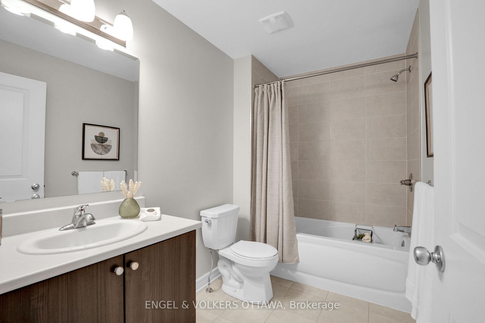 Photo 17 of 765 Dearborn Private, Ottawa, Blossom Park/Kemp Park/Findlay Creek — HOMEH