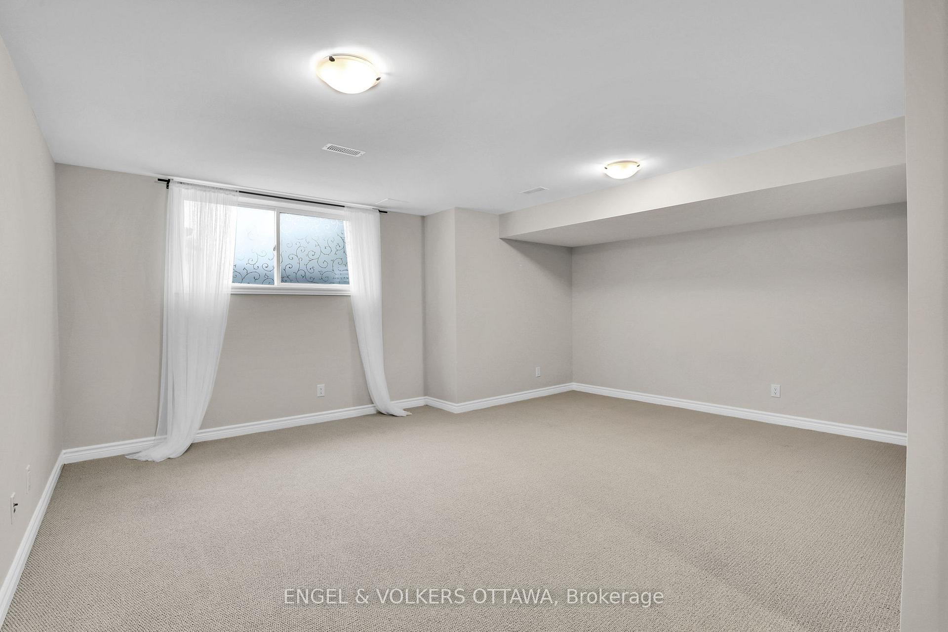 Photo 22 of 765 Dearborn Private, Ottawa, Blossom Park/Kemp Park/Findlay Creek — HOMEH