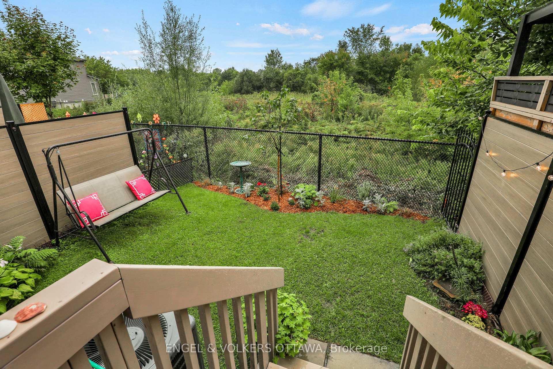 Photo 26 of 765 Dearborn Private, Ottawa, Blossom Park/Kemp Park/Findlay Creek — HOMEH