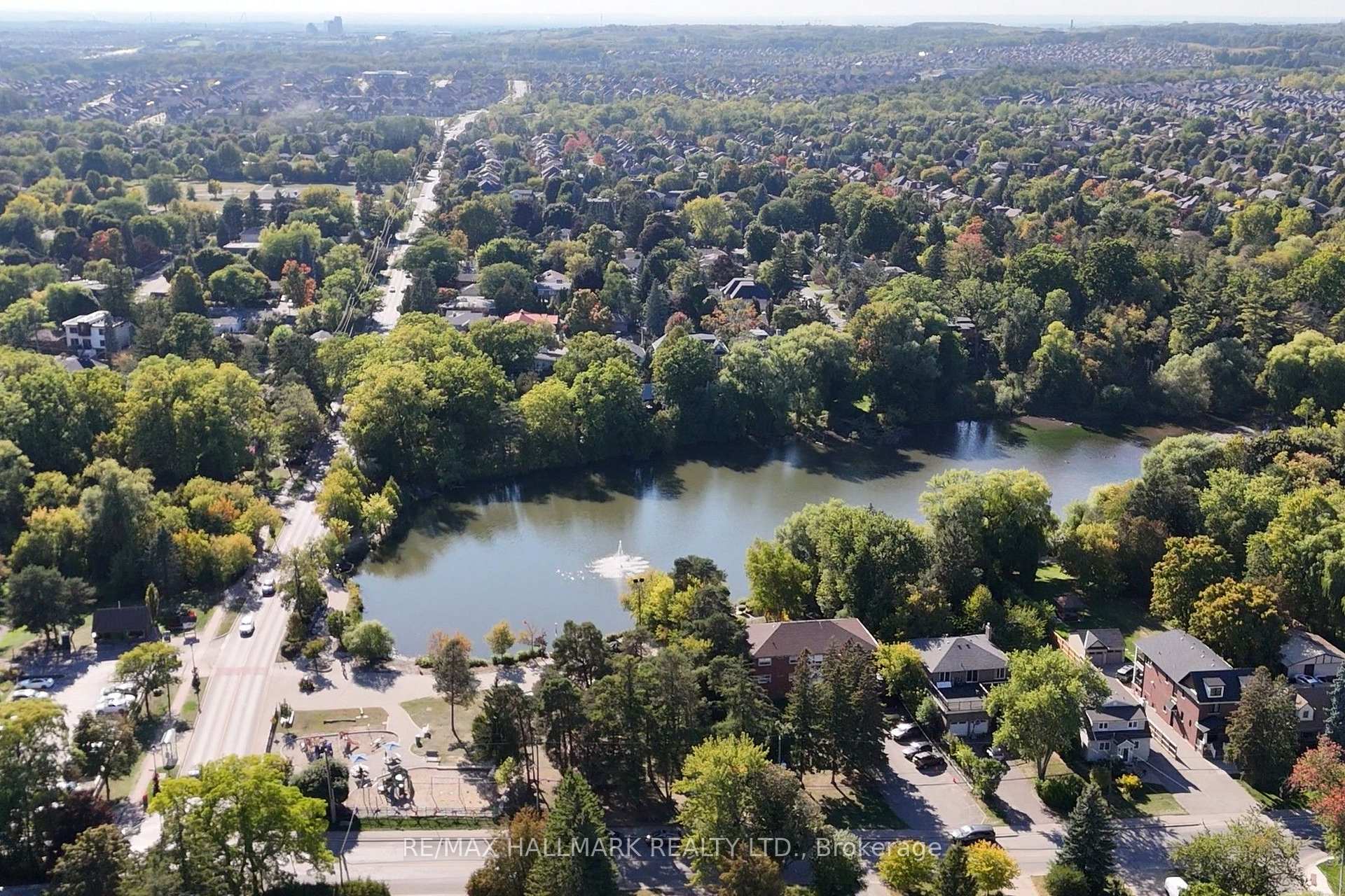 Photo 45 of 64 Powell Street, Richmond Hill, Mill Pond — HOMEH
