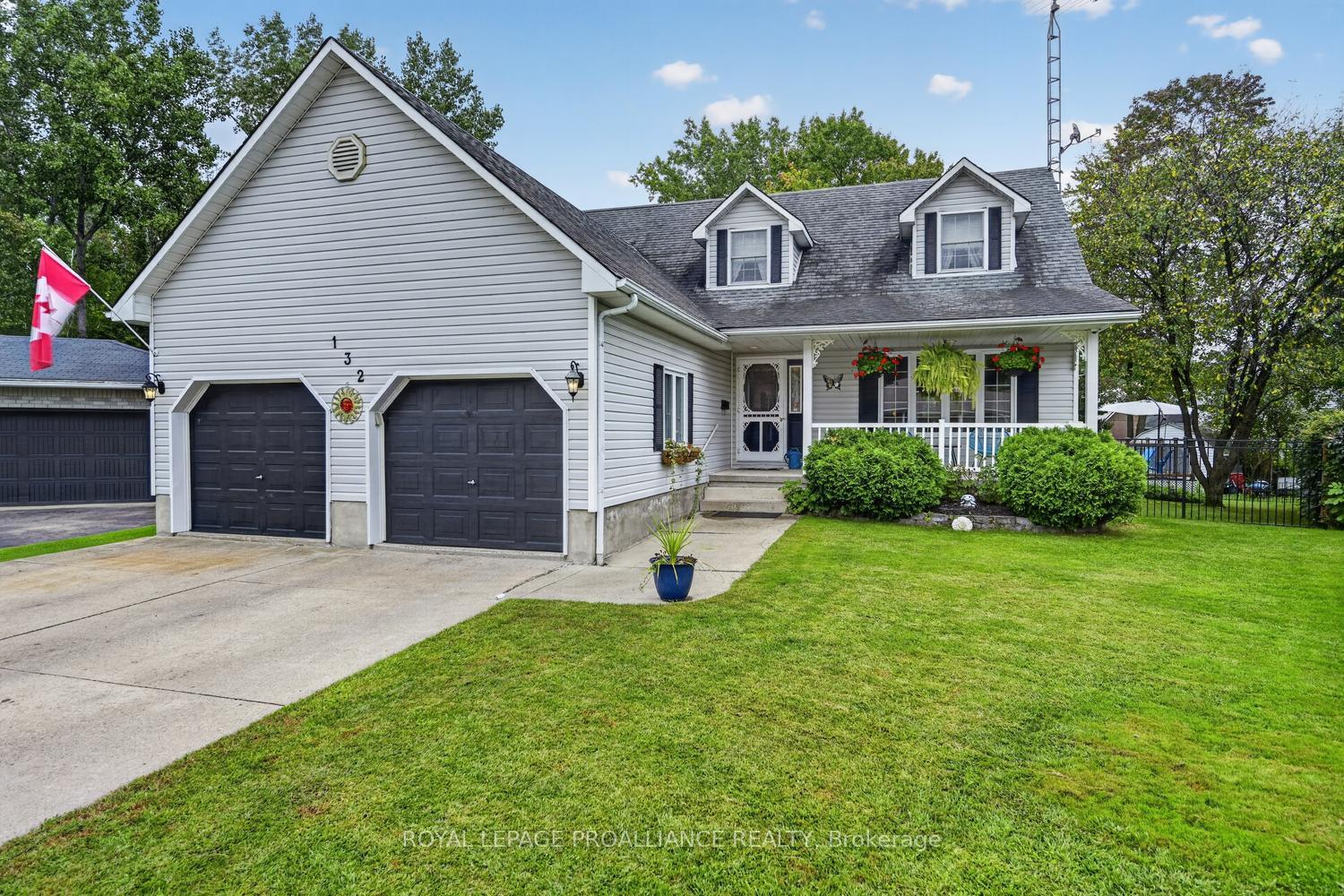 Photo of 132 Kingston Crescent