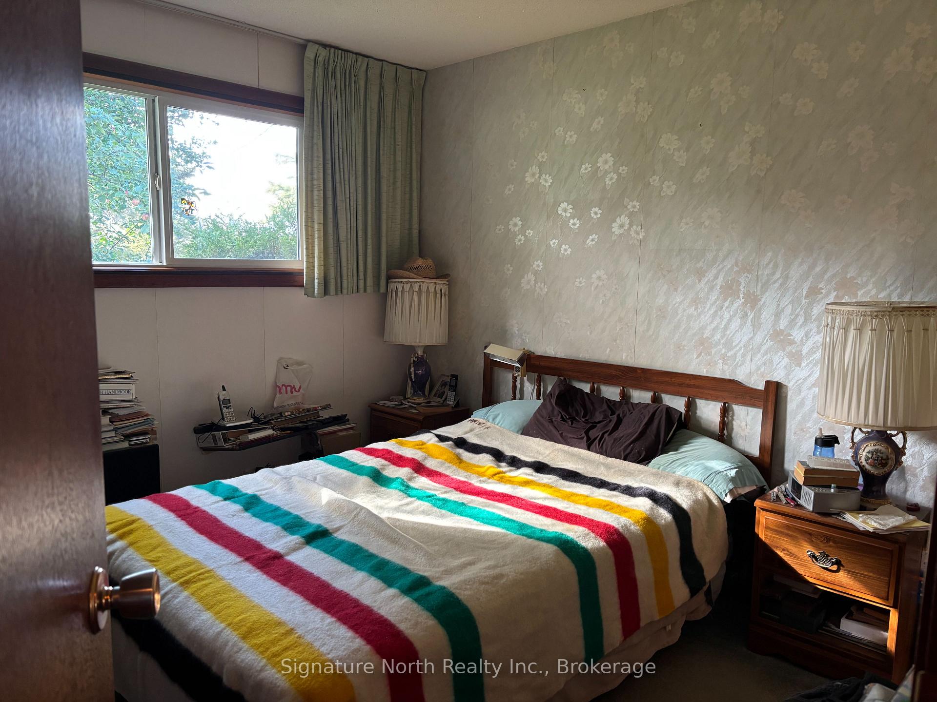 Photo 12 of 2070 Piper Avenue, Thunder Bay, Rosslyn Road — HOMEH
