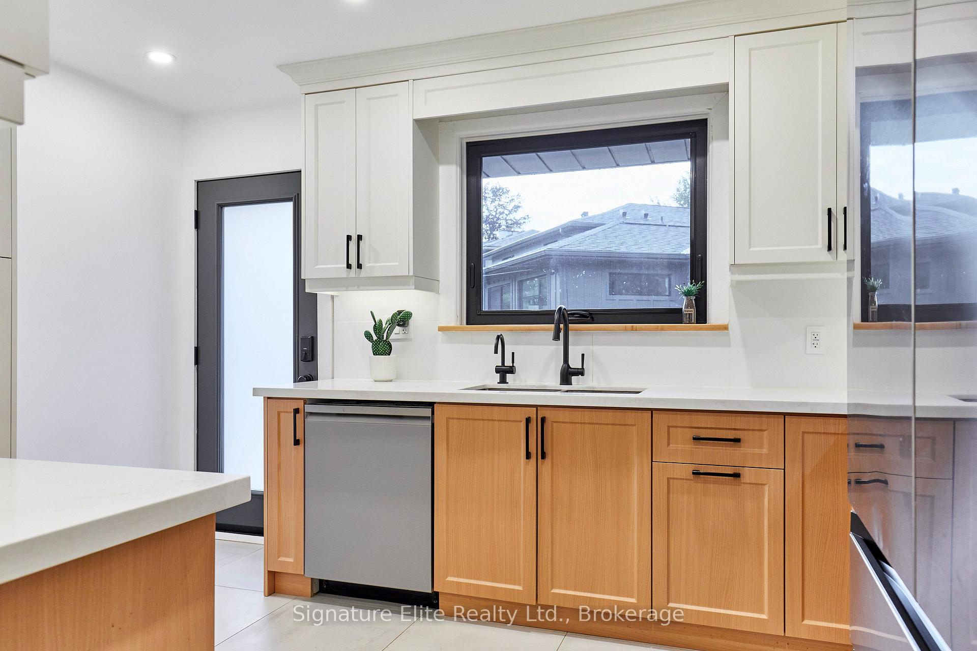 Photo 13 of 69 Regency Square, Scarborough, Guildwood — HOMEH