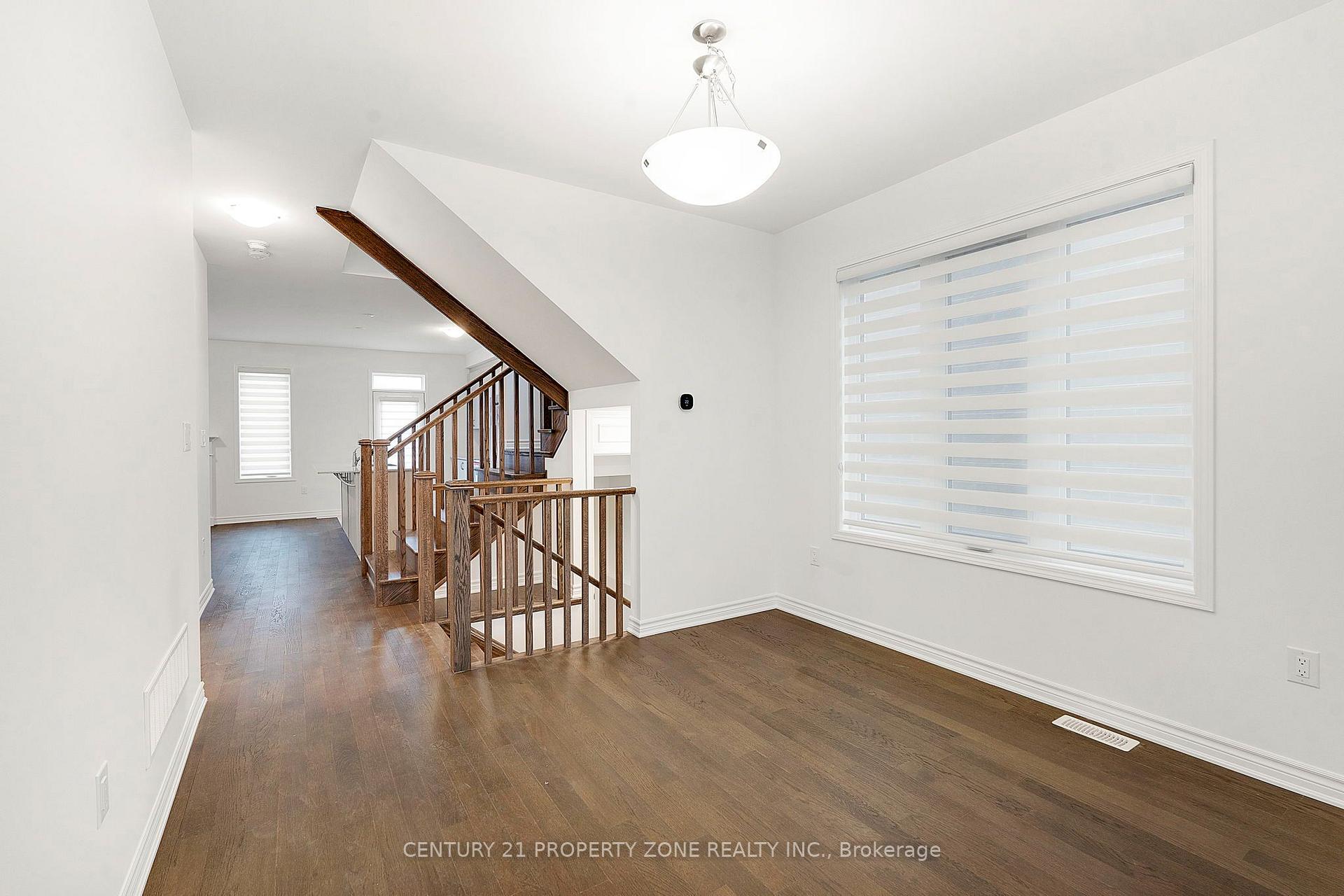 Photo 8 of 1518 Zilio Terrace, Milton, Bowes — HOMEH