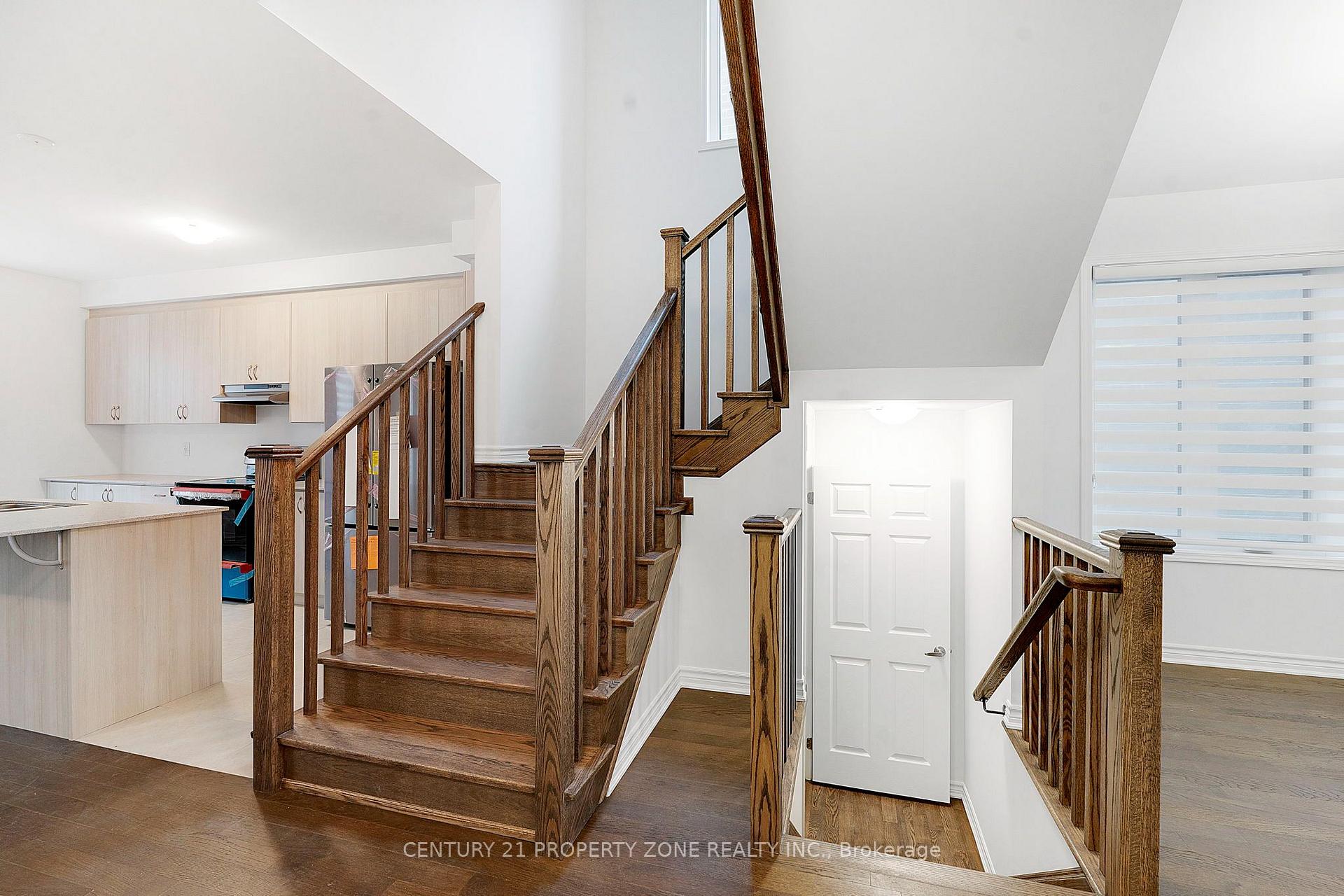 Photo 16 of 1518 Zilio Terrace, Milton, Bowes — HOMEH