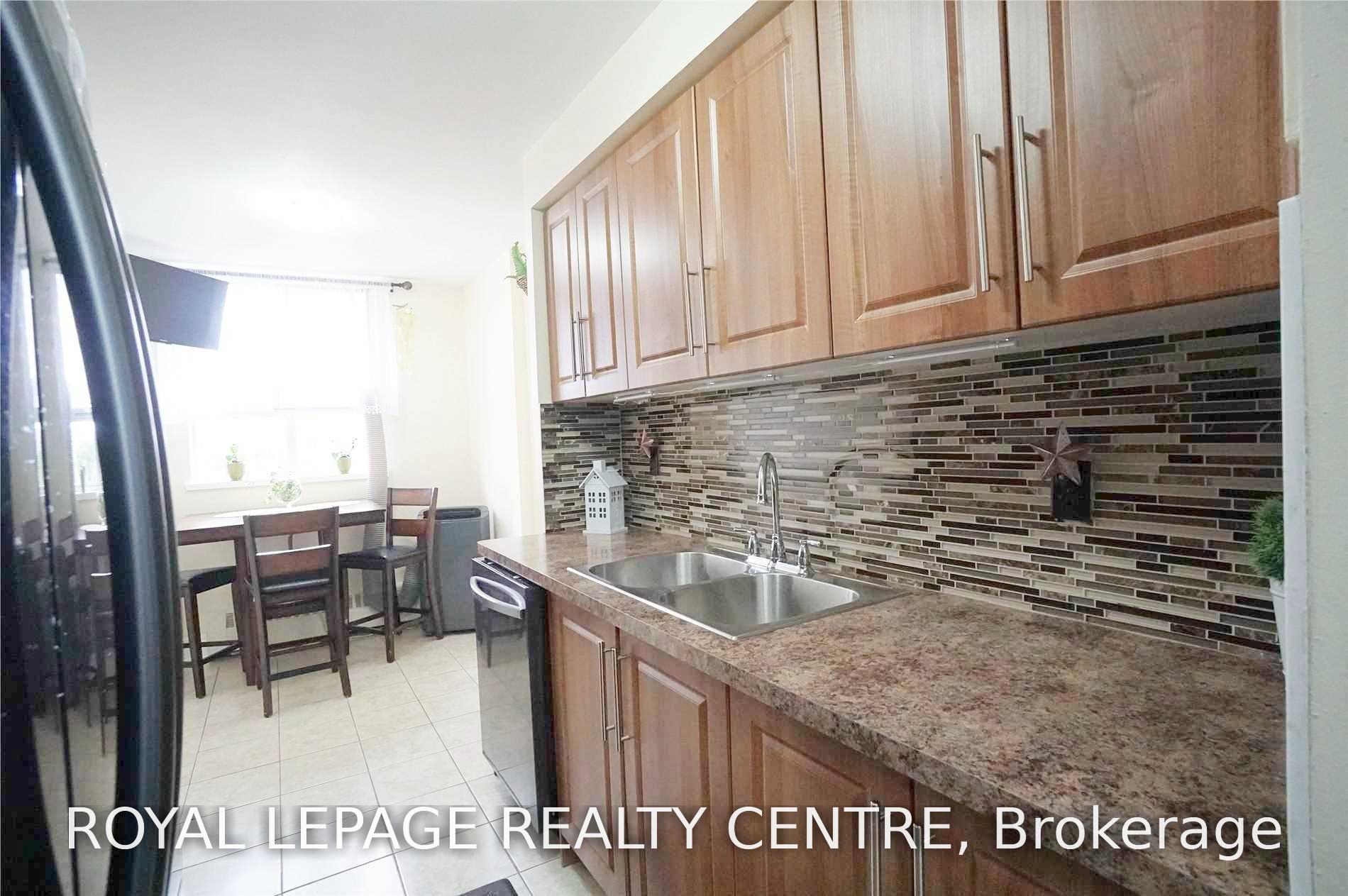 Photo 10 of Unit 504, 1615 Bloor Street E, Mississauga, Applewood — HOMEH