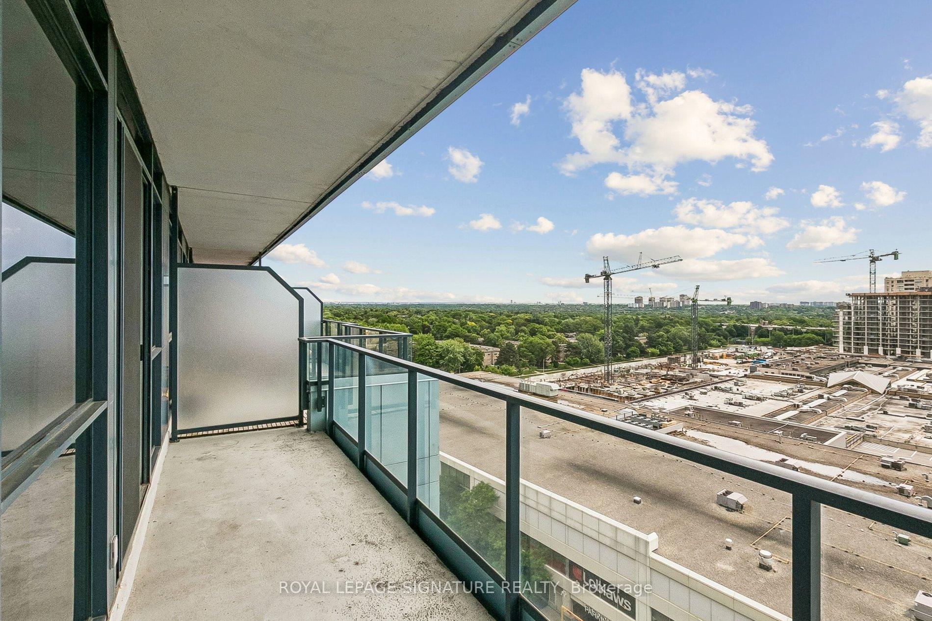 Photo 17 of Unit 923, 2885 Bayview Avenue, North York, Bayview Village — HOMEH