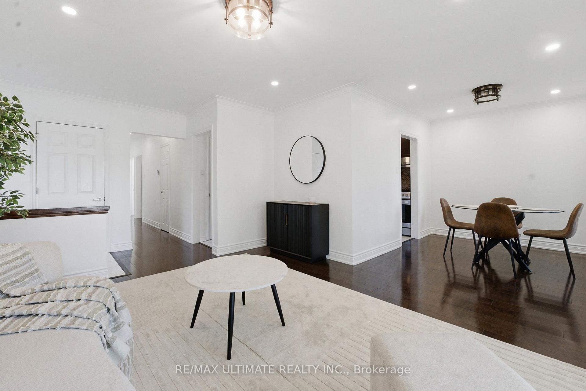 Photo 6 of 130 Thistle Down Boulevard, Etobicoke, Thistletown-Beaumonde Heights — HOMEH