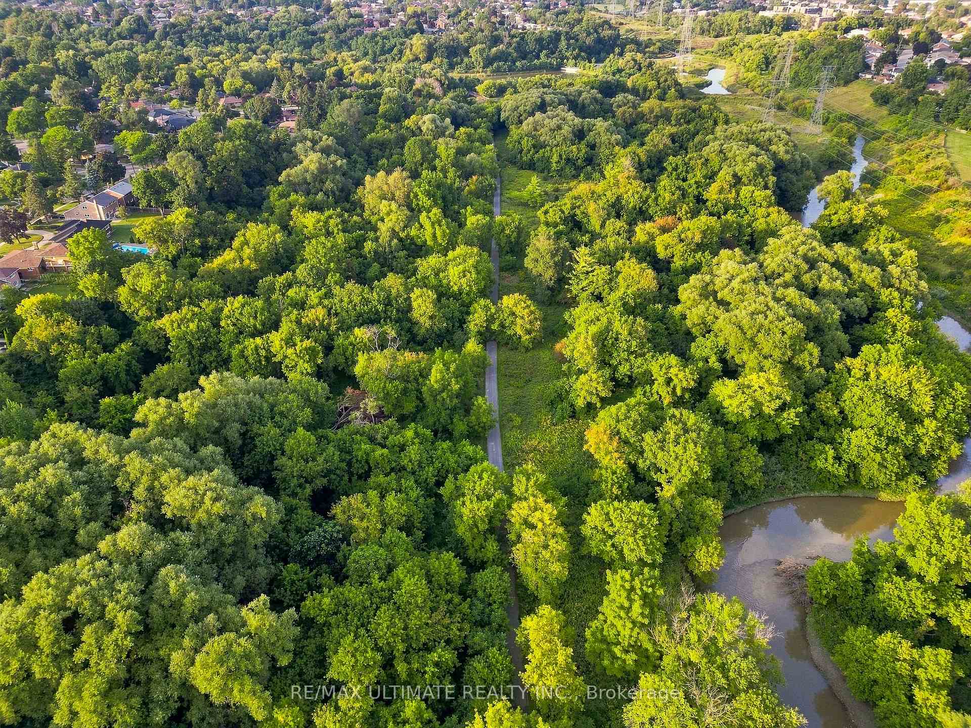 Photo 42 of 130 Thistle Down Boulevard, Etobicoke, Thistletown-Beaumonde Heights — HOMEH
