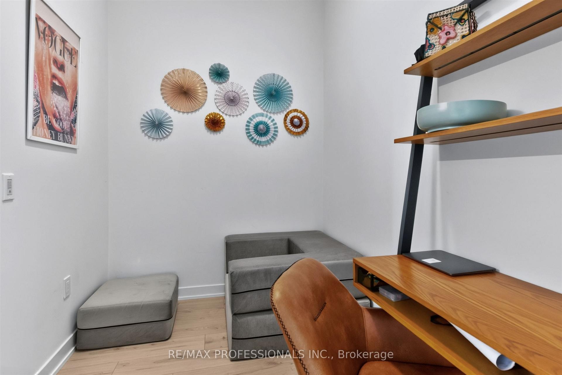 Photo 17 of Unit 604, 9 Tecumseth Street, Toronto, Niagara — HOMEH