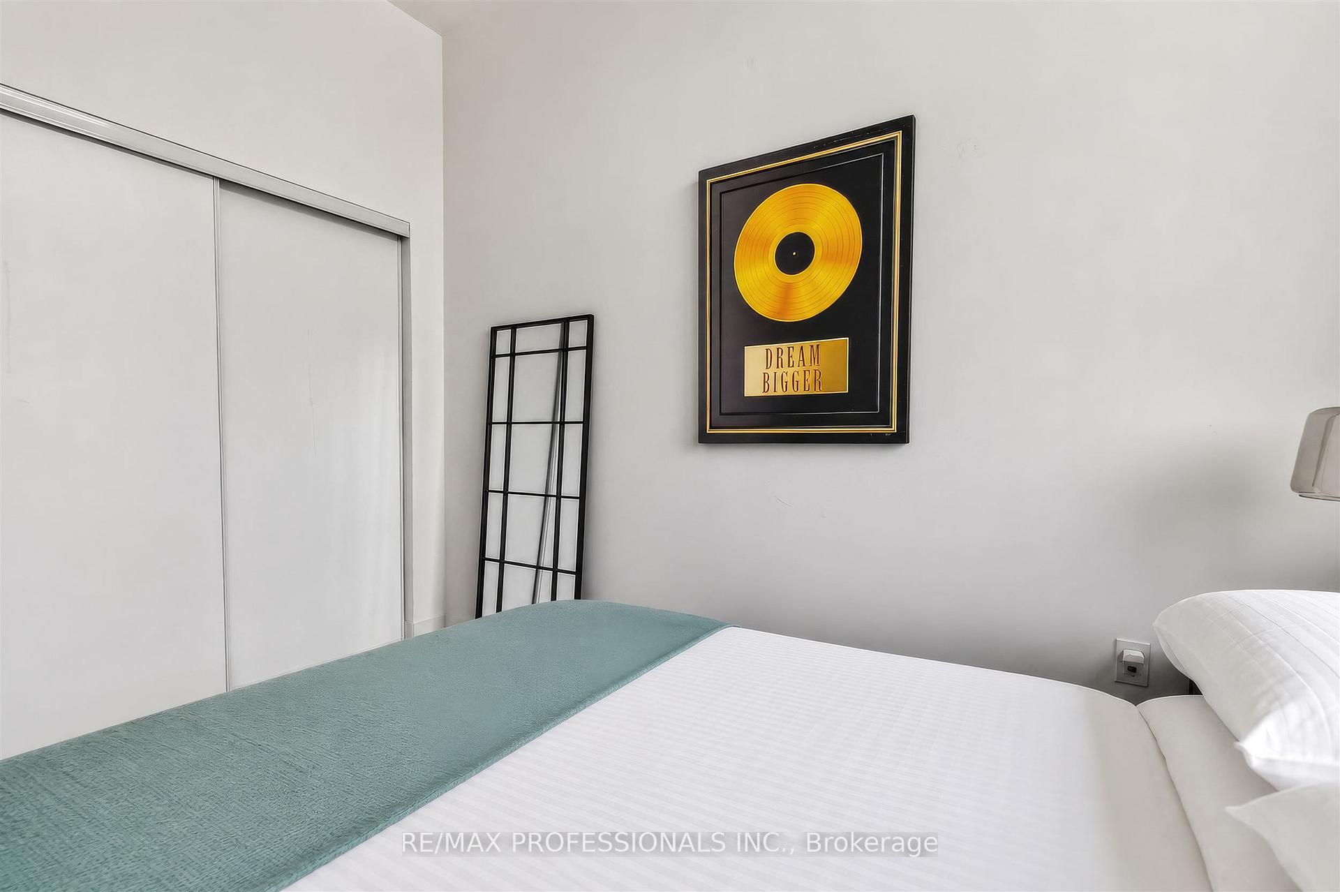 Photo 21 of Unit 604, 9 Tecumseth Street, Toronto, Niagara — HOMEH