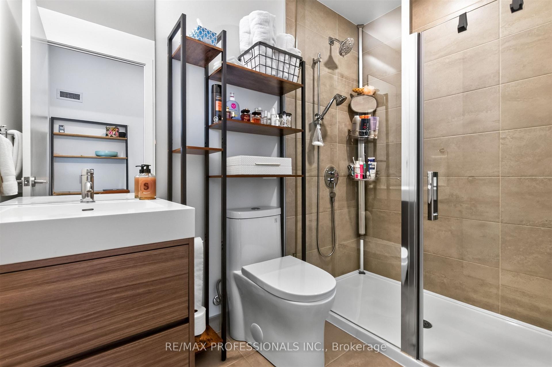 Photo 22 of Unit 604, 9 Tecumseth Street, Toronto, Niagara — HOMEH