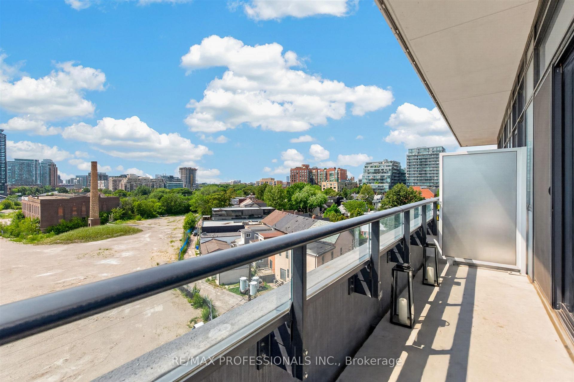 Photo 25 of Unit 604, 9 Tecumseth Street, Toronto, Niagara — HOMEH