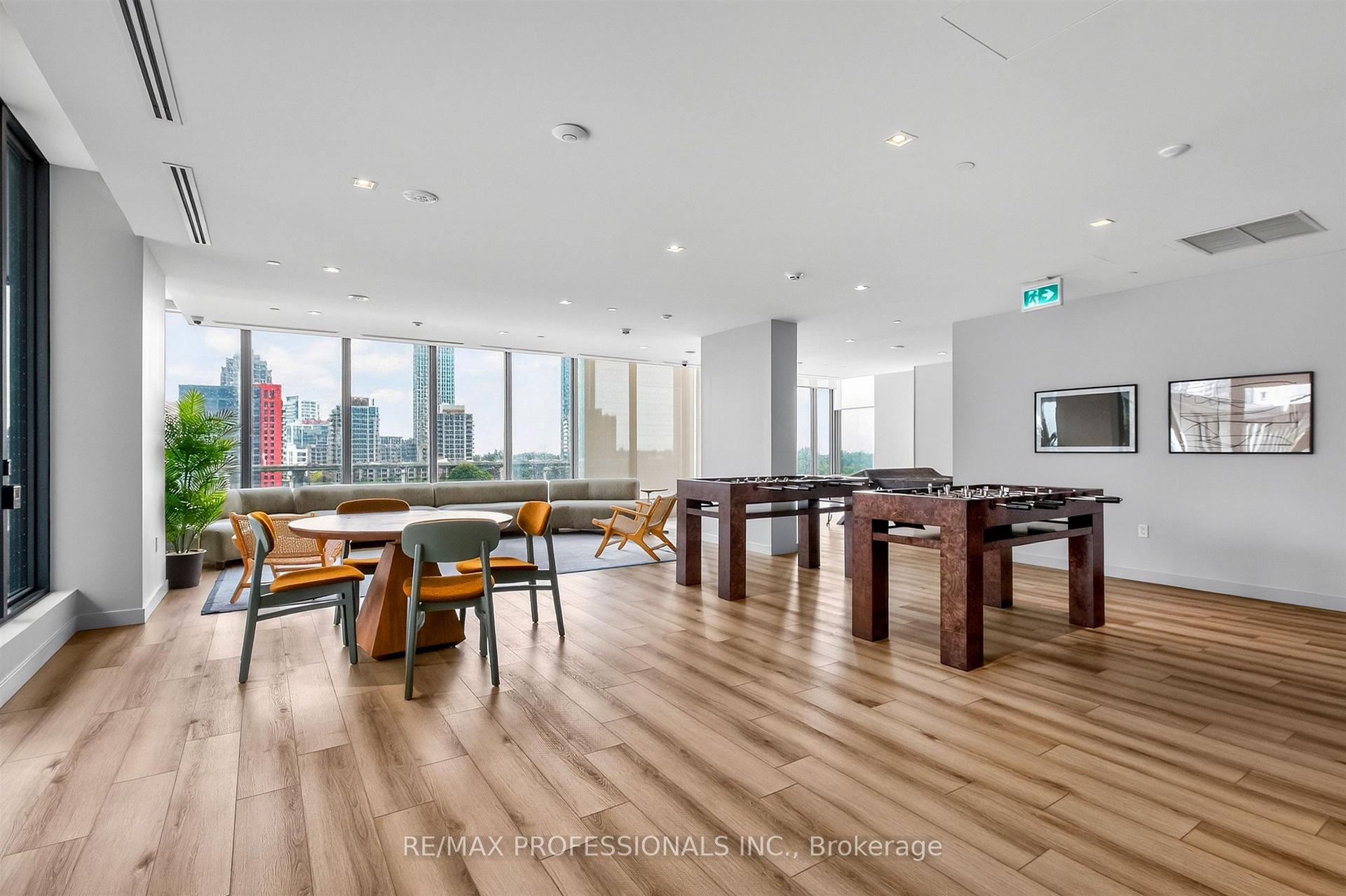 Photo 34 of Unit 604, 9 Tecumseth Street, Toronto, Niagara — HOMEH