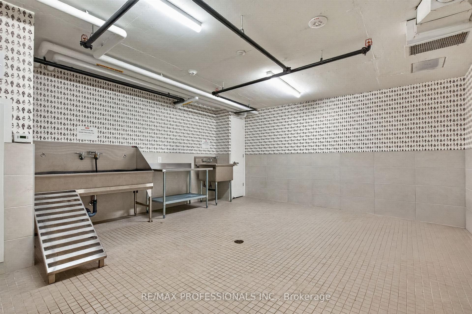 Photo 38 of Unit 604, 9 Tecumseth Street, Toronto, Niagara — HOMEH