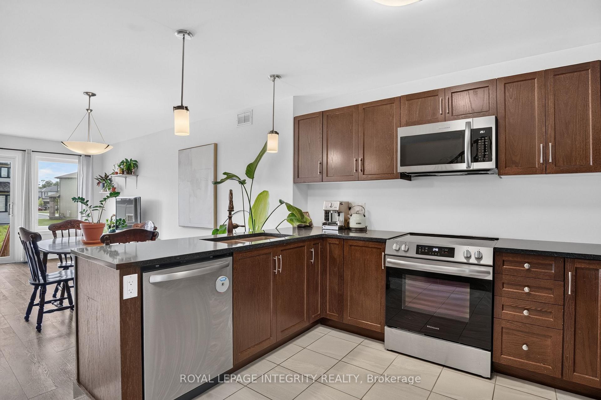 Photo 5 of 78 O Donovan Drive, Carleton Place, Carleton Place — HOMEH