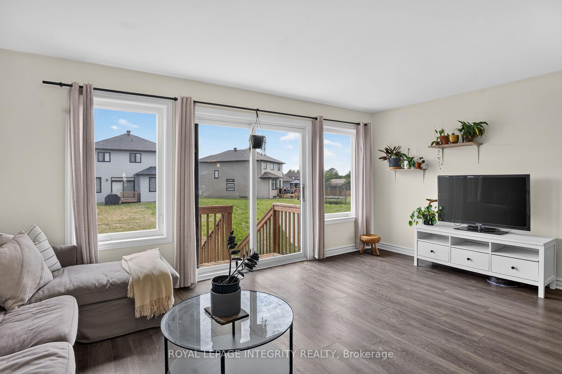 Photo 9 of 78 O Donovan Drive, Carleton Place, Carleton Place — HOMEH