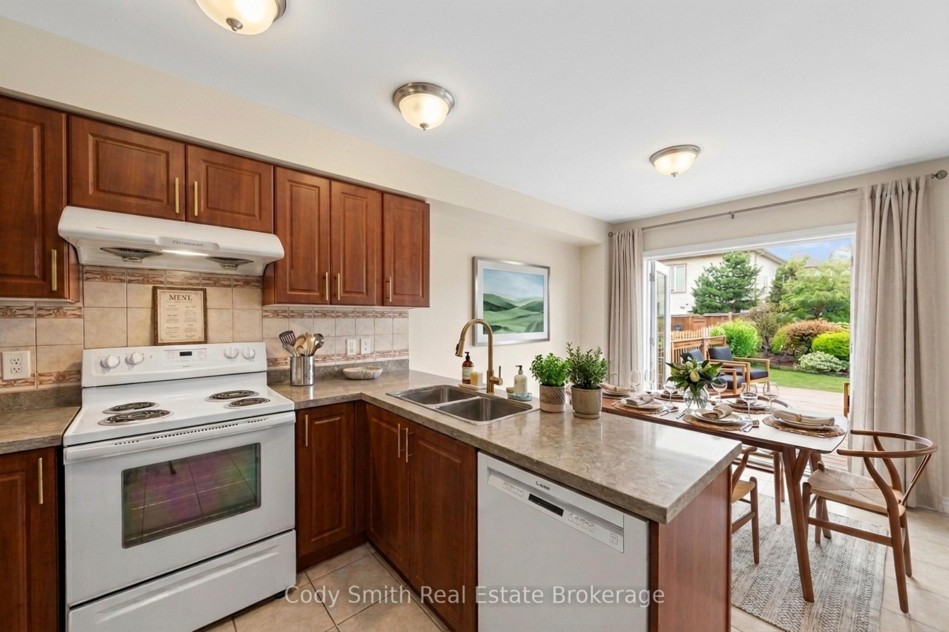 Photo 12 of 88 Pearl Drive, Orillia — HOMEH