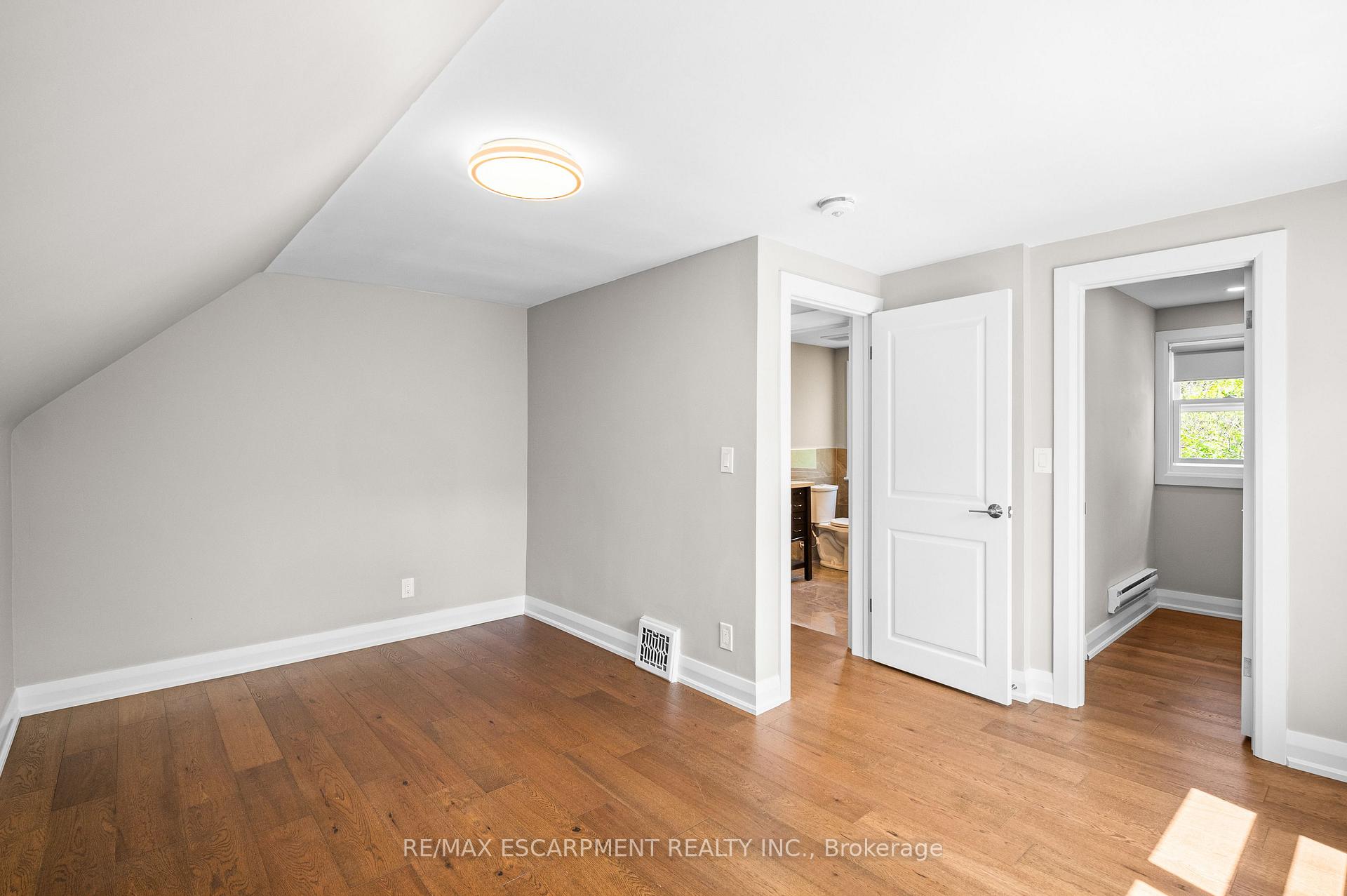 Photo 20 of 723 Hager Avenue, Burlington, Brant — HOMEH