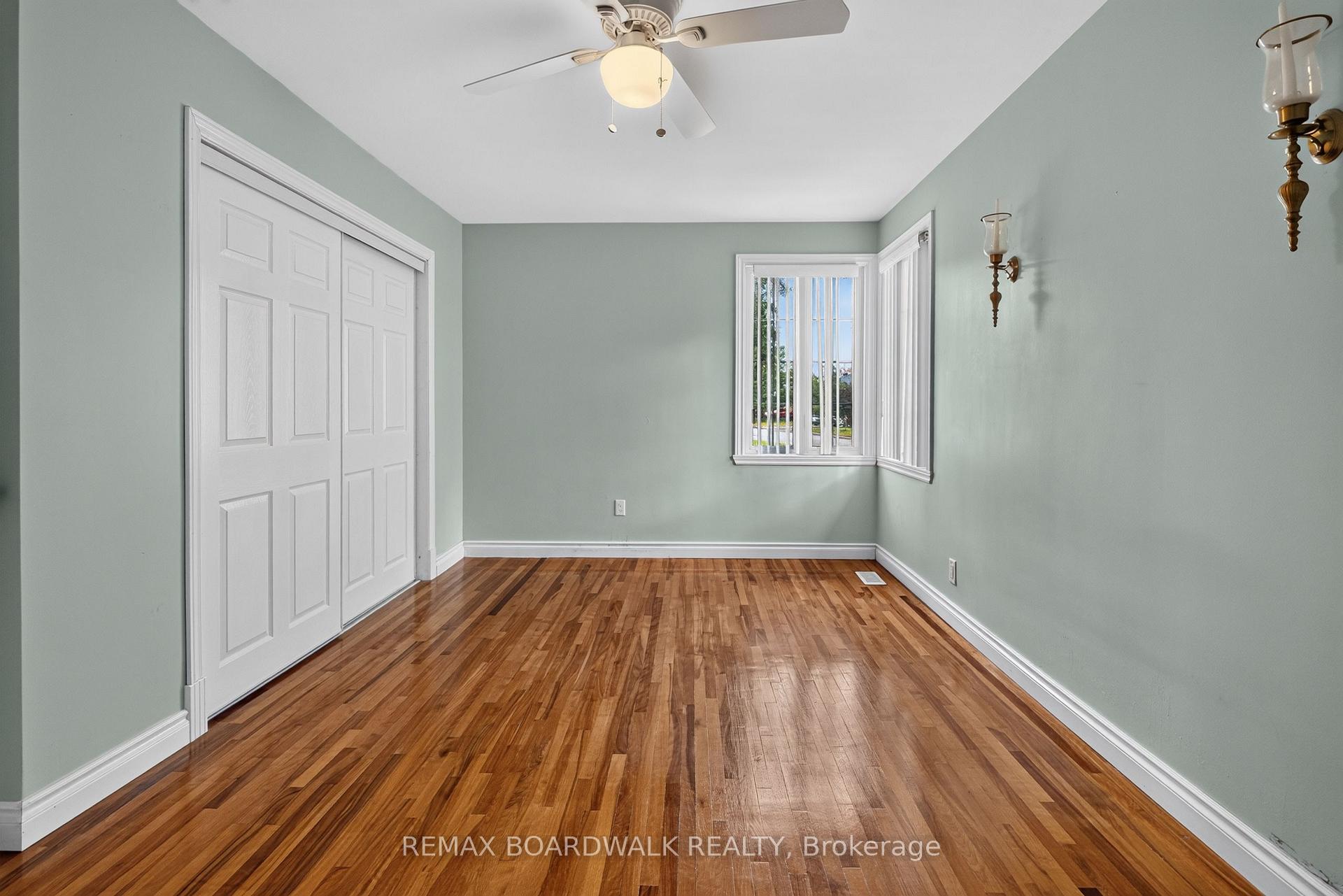 Photo 24 of 583 Donald Street, Ottawa, Overbrook/Castle Heights — HOMEH