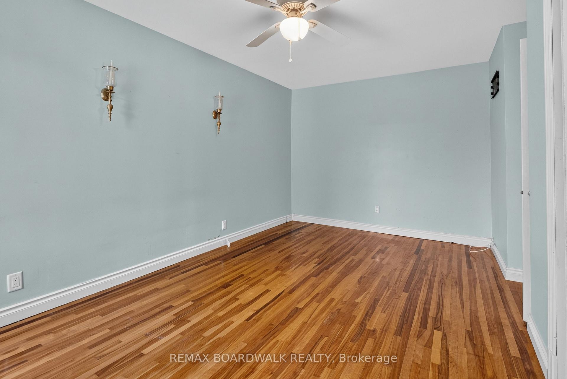 Photo 25 of 583 Donald Street, Ottawa, Overbrook/Castle Heights — HOMEH
