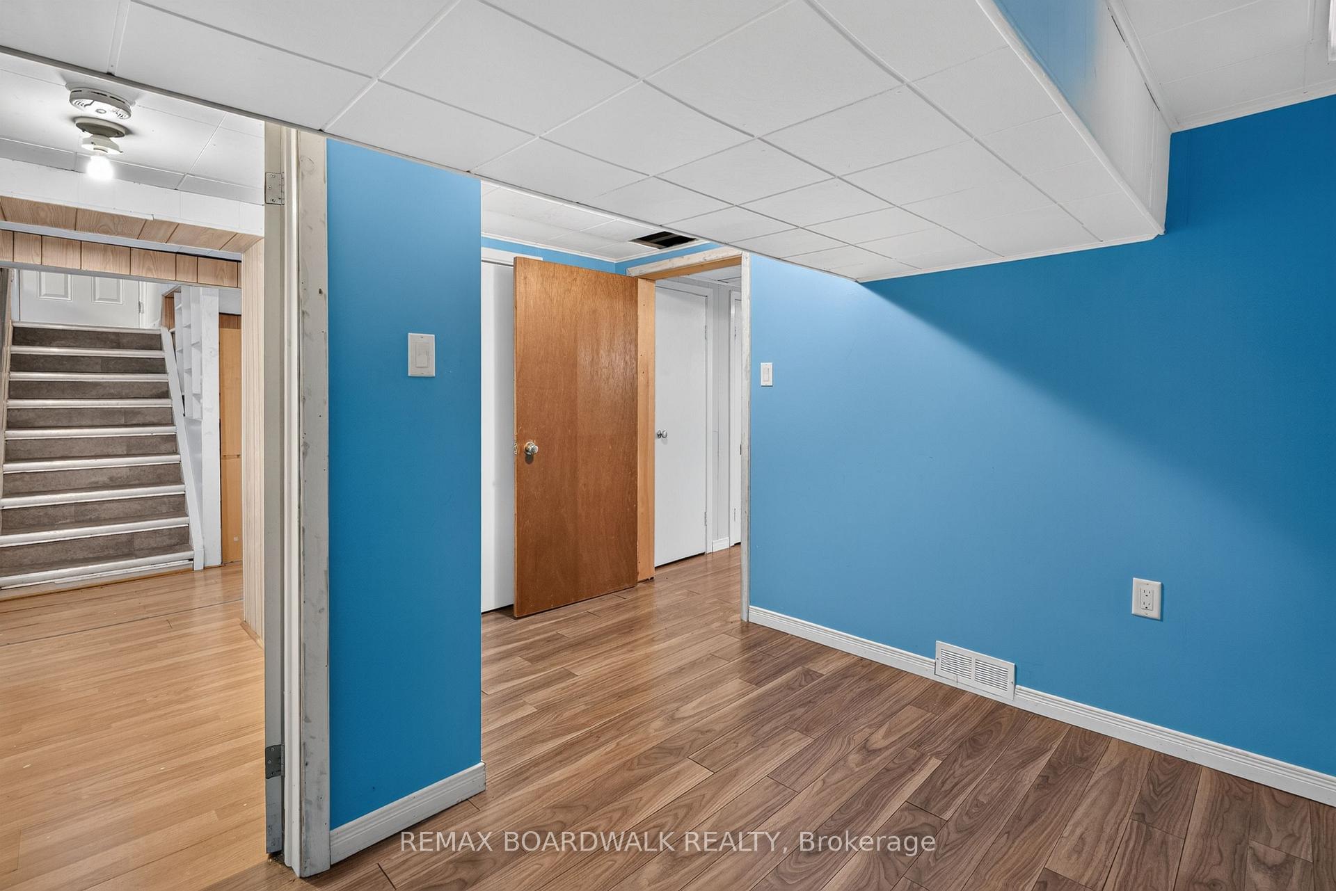 Photo 37 of 583 Donald Street, Ottawa, Overbrook/Castle Heights — HOMEH
