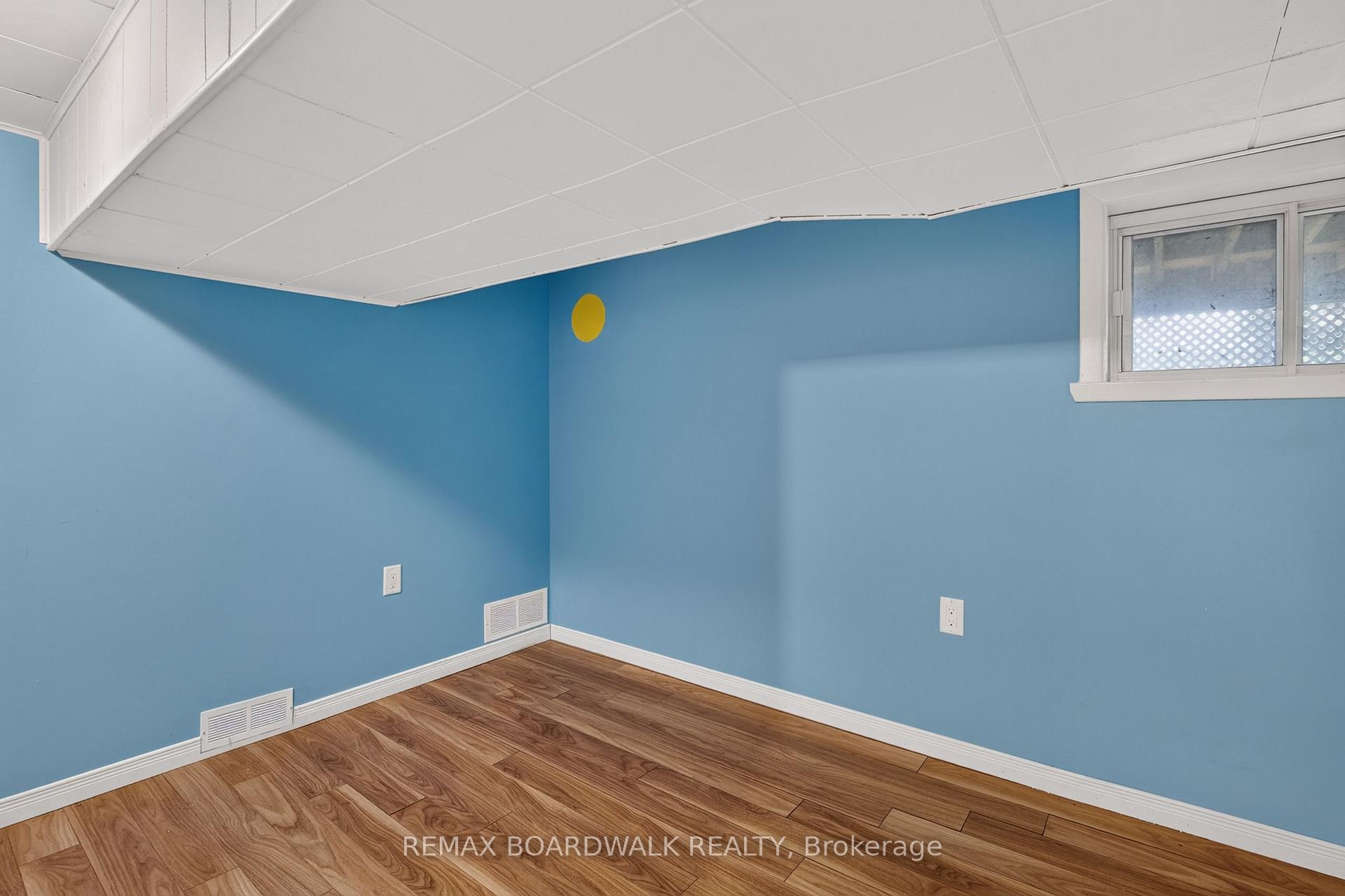 Photo 38 of 583 Donald Street, Ottawa, Overbrook/Castle Heights — HOMEH